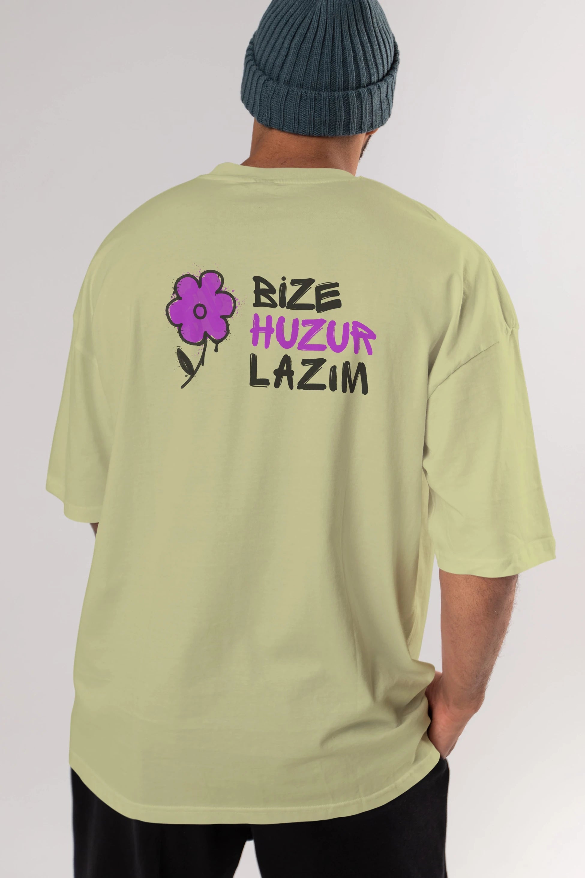 Bize Huzur Lazım Arka Baskılı Oversize t-shirt Erkek Kadın Unisex