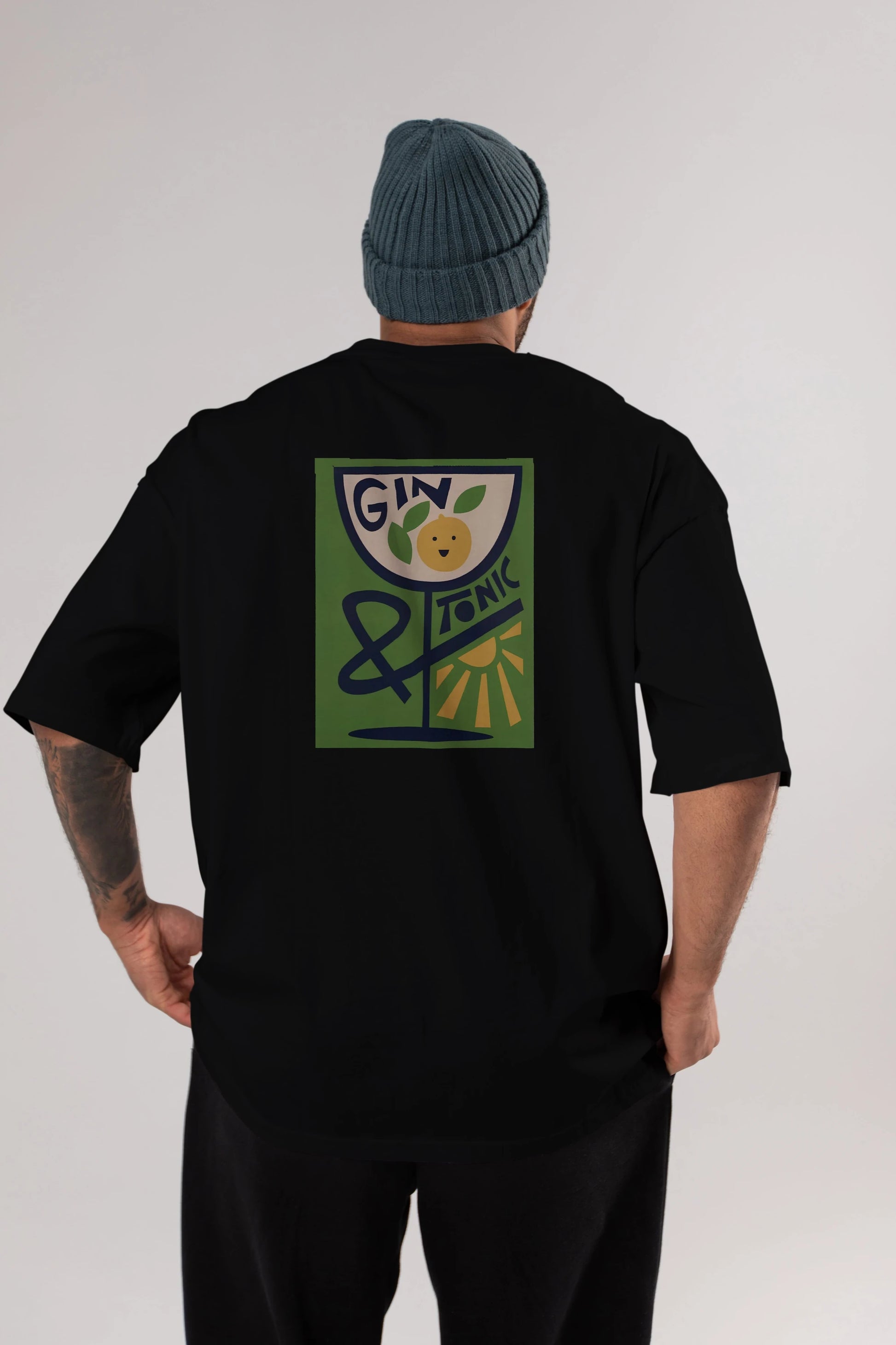 Gin Tonic 3 Arka Baskılı Oversize t-shirt Erkek Kadın Unisex %100 Pamuk Bisiklet Yaka tişort