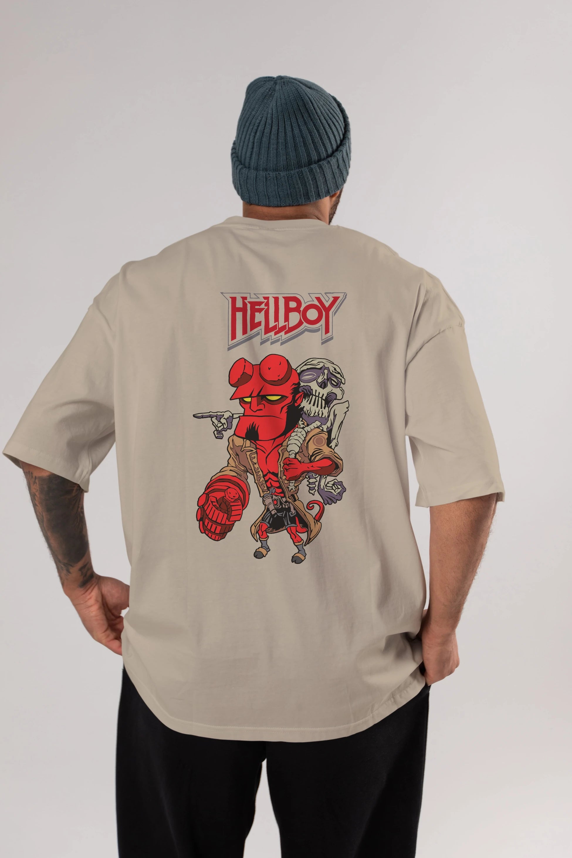 Hellboy (2) Arka Baskılı Oversize t-shirt Erkek Kadın Unisex %100 Pamuk Bisiklet Yaka tişort