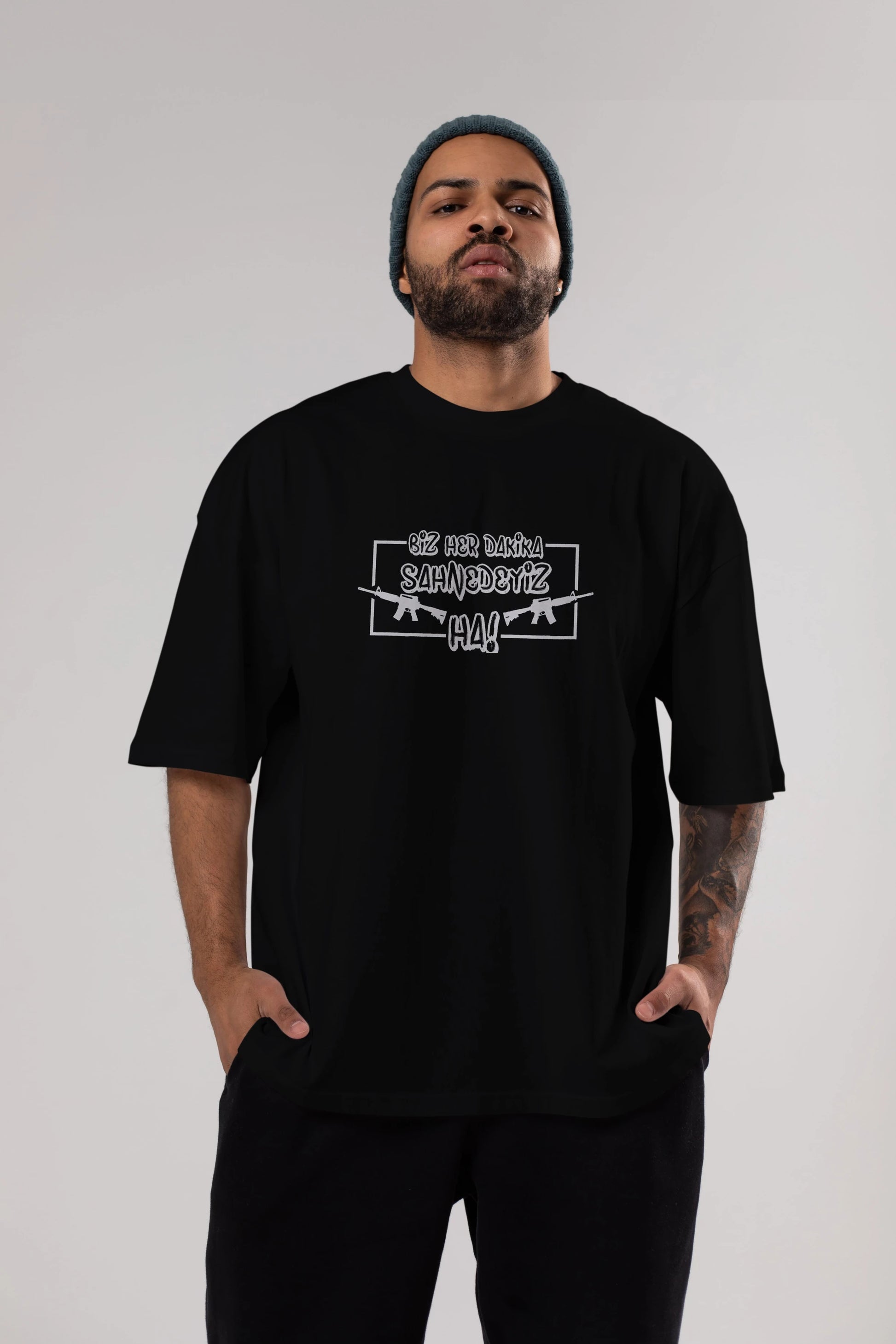 Biz Her Dakika Sahnedeyiz Ön Baskılı Oversize t-shirt %100 pamuk Erkek Kadın Unisex