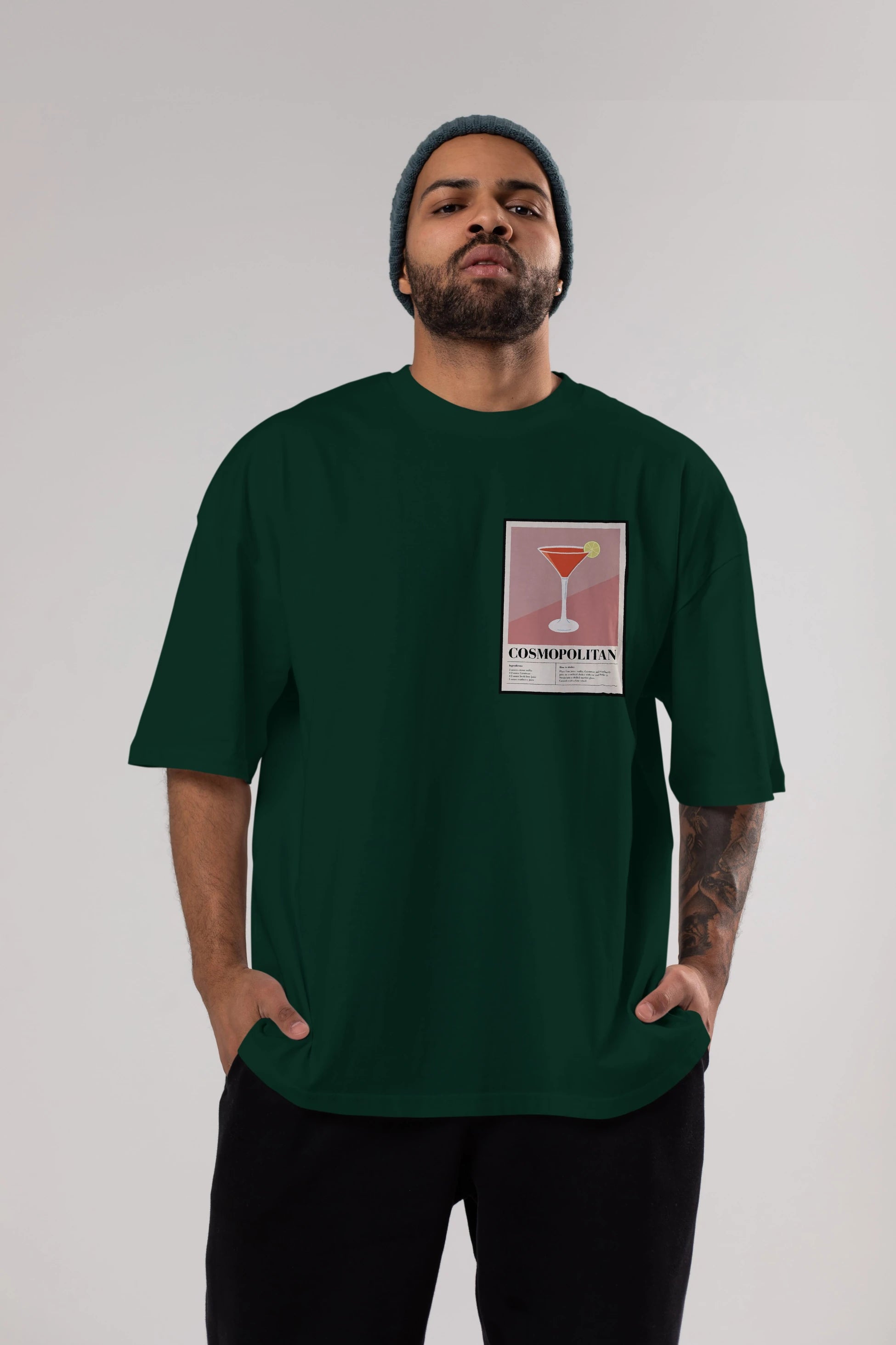 Cosmopolitan 3 Ön Sol Baskılı Oversize t-shirt Erkek Kadın Unisex %100 Pamuk Bisiklet Yaka tişort