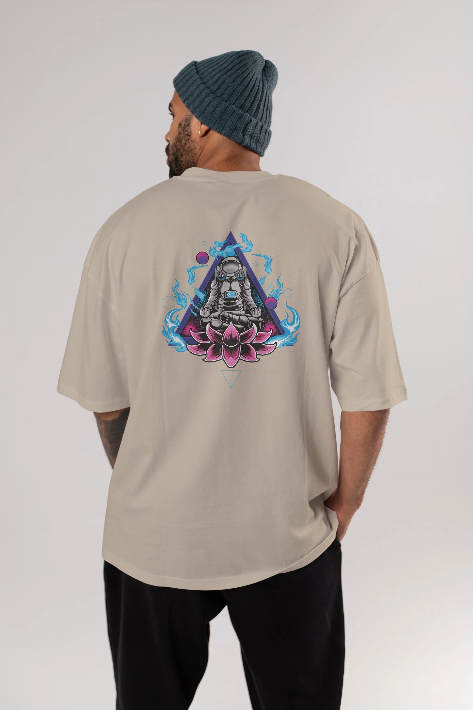 Astronaut Meditation (2) Arka Baskılı Oversize t-shirt Erkek Kadın Unisex