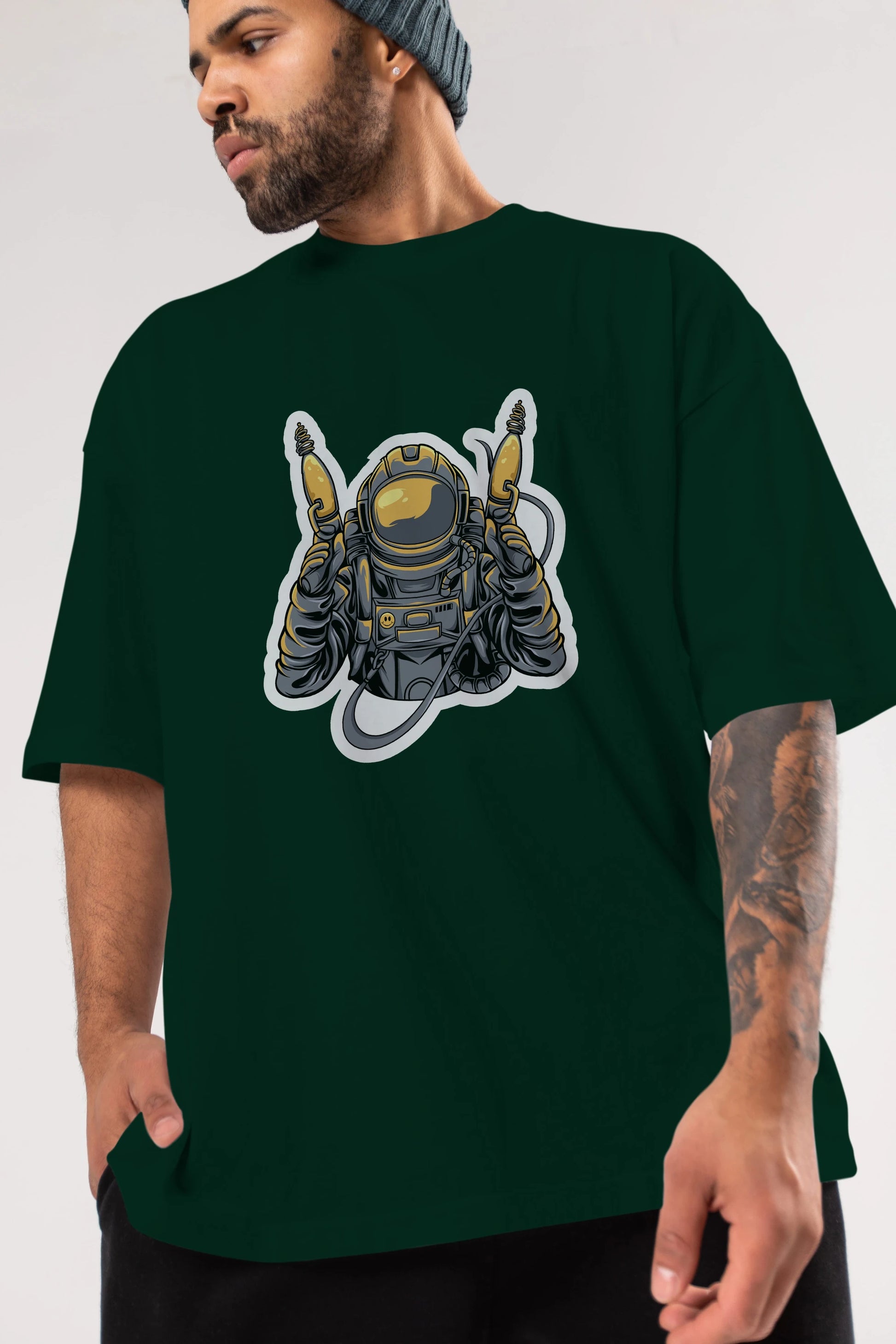 Alien Hunter Sticker Ön Baskılı Oversize t-shirt Erkek Kadın Unisex