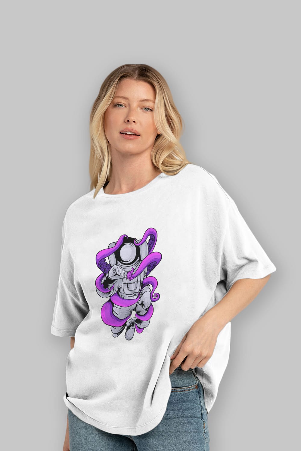 Astronaut fighting octopus sticker Ön Baskılı Oversize t-shirt Erkek Kadın Unisex