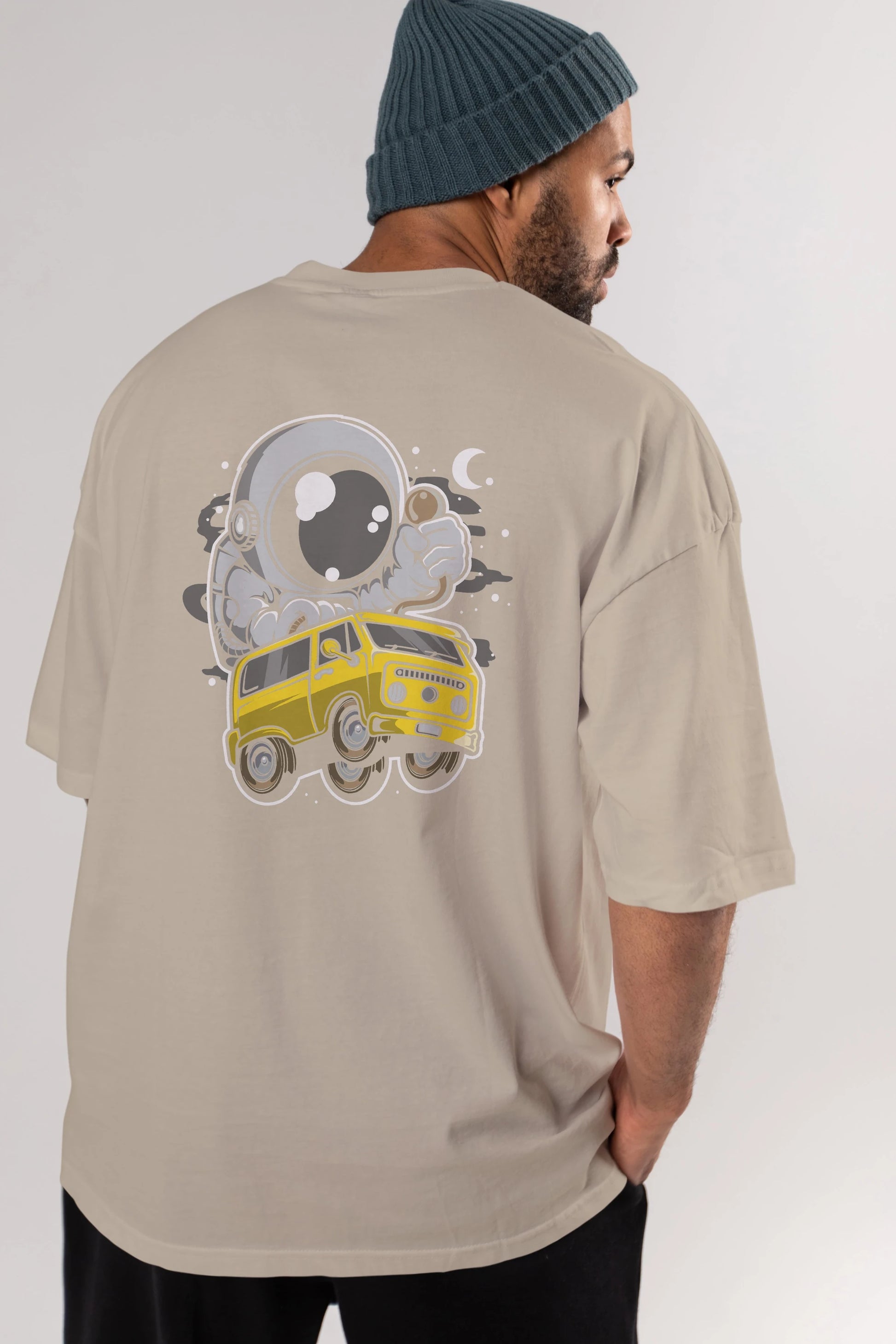 Astronaut Car Racer Arka Baskılı Oversize t-shirt Erkek Kadın Unisex