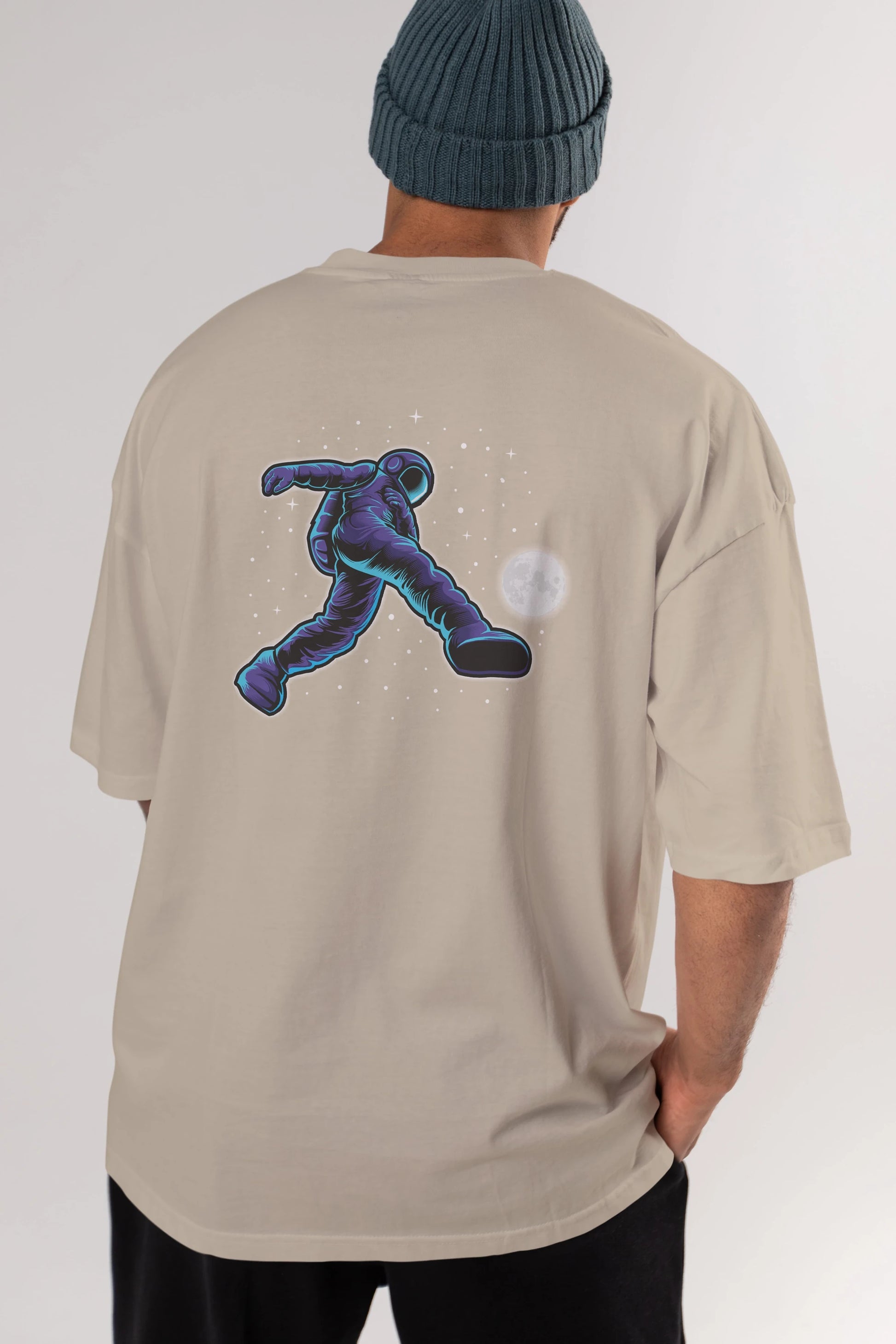 Astroball in Space Arka Baskılı Oversize t-shirt Erkek Kadın Unisex