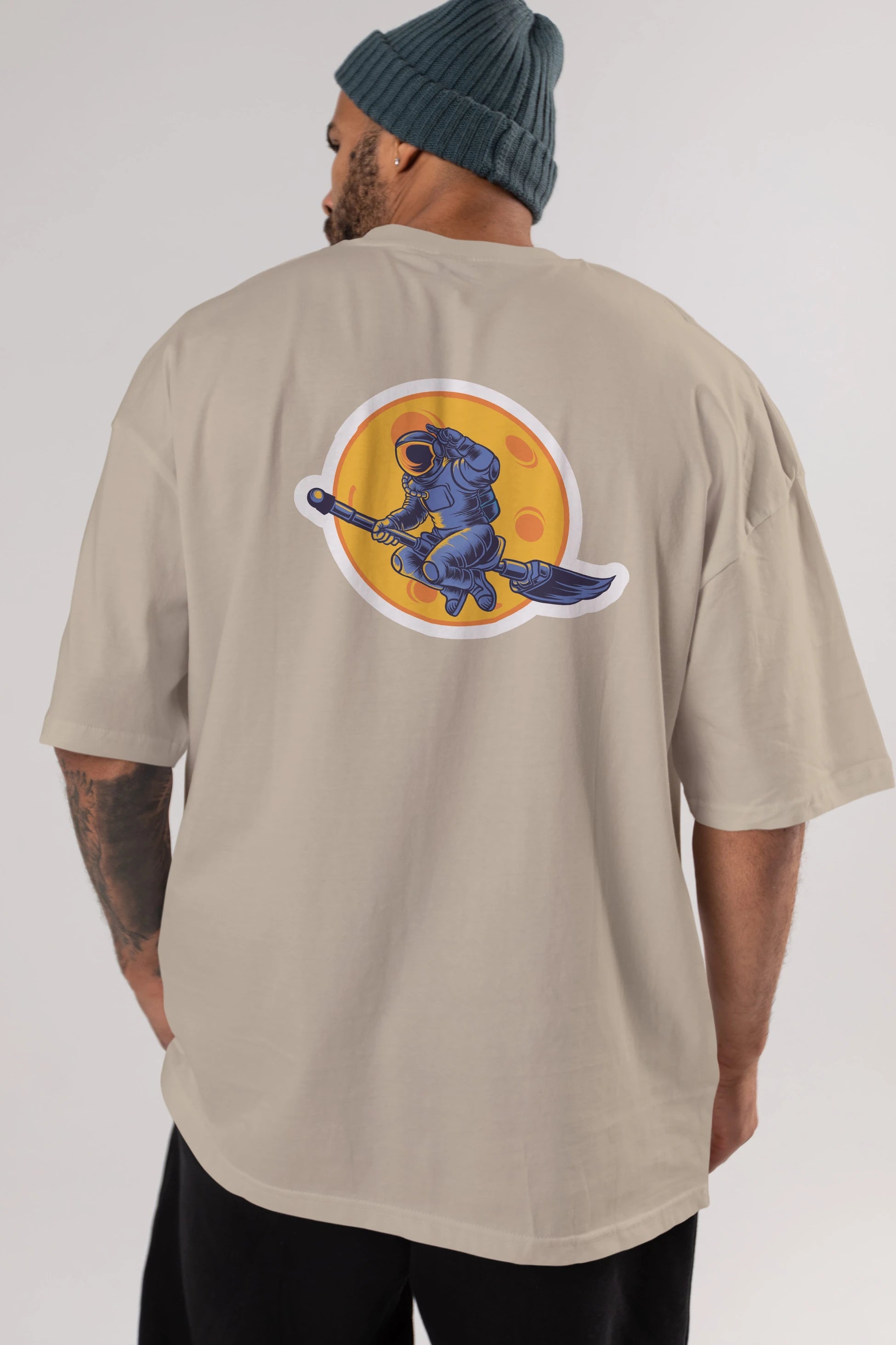 Space Witch Sticker Arka Baskılı Oversize t-shirt Erkek Kadın Unisex