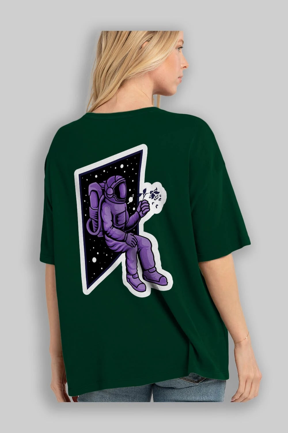 Astronaut holding black rose sticker Arka Baskılı Oversize t-shirt Erkek Kadın Unisex