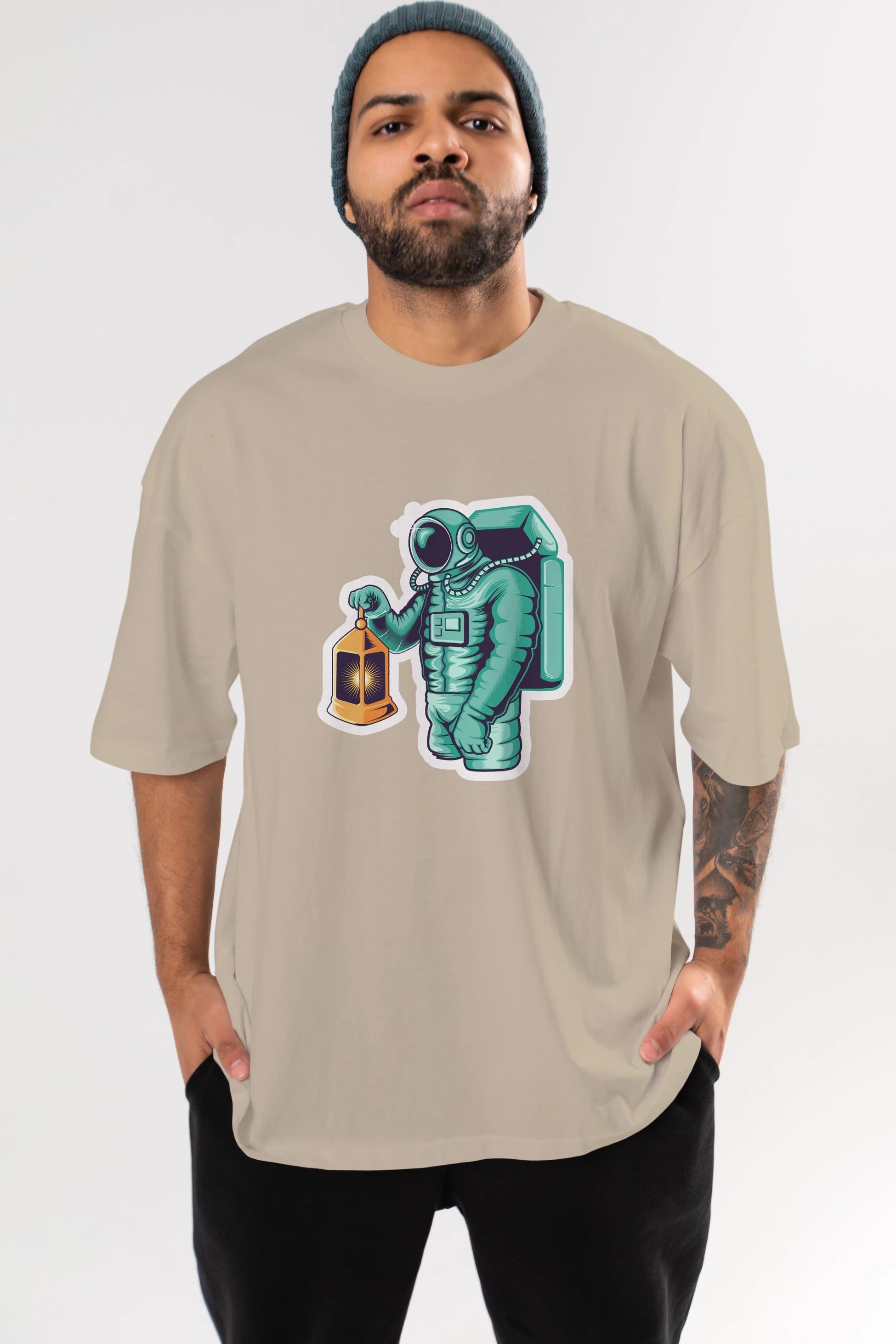 Astronaut Lantern Sticker Ön Baskılı Oversize t-shirt Erkek Kadın Unisex