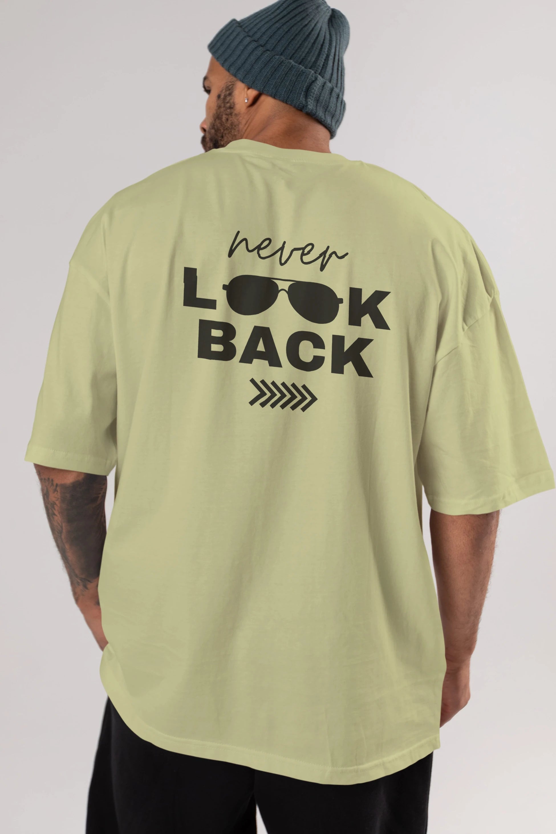Never Look Back Yazılı Arka Baskılı Oversize t-shirt Erkek Kadın Unisex