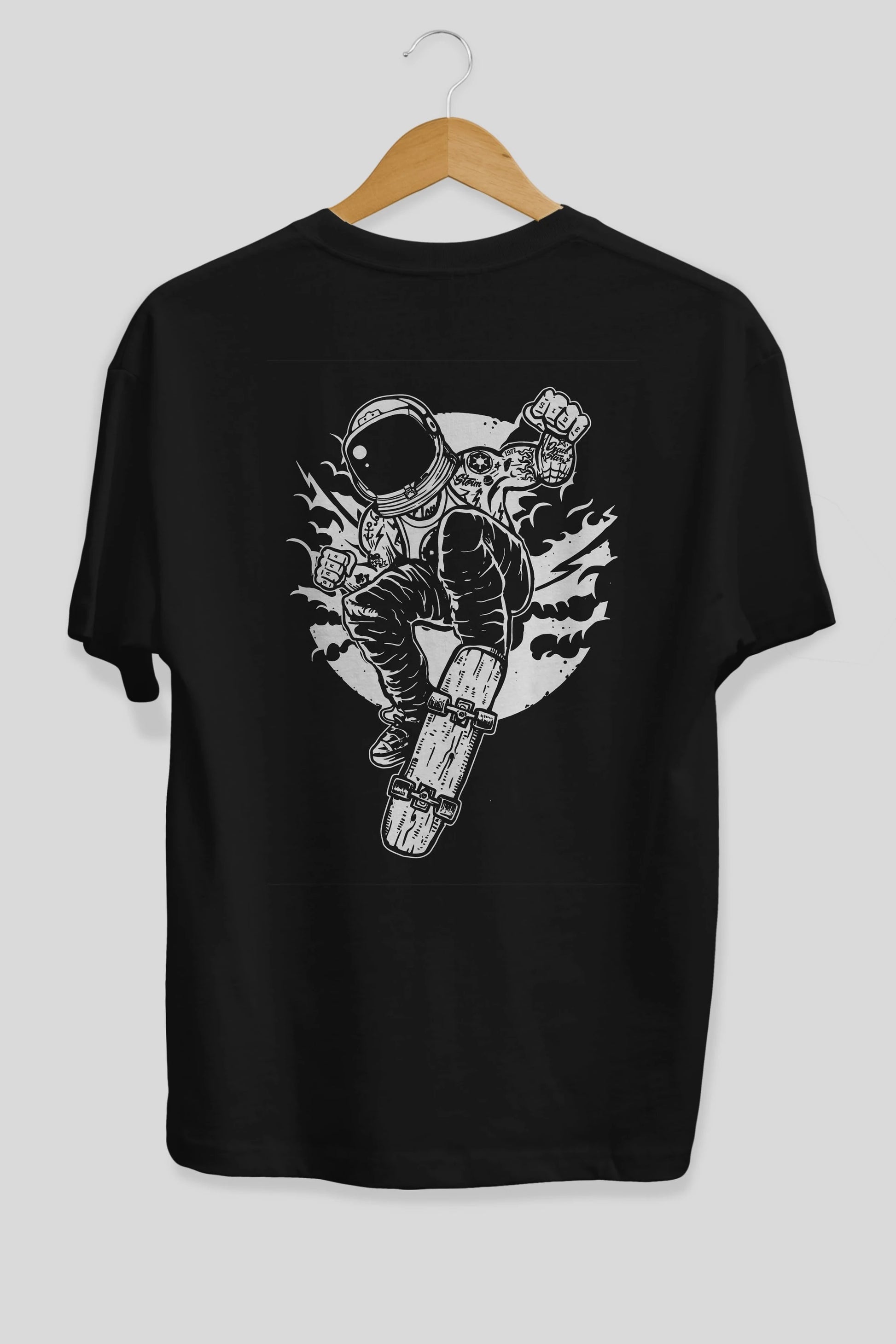 Space Skater Arka Baskılı Oversize t-shirt Erkek Kadın Unisex %100 Pamuk