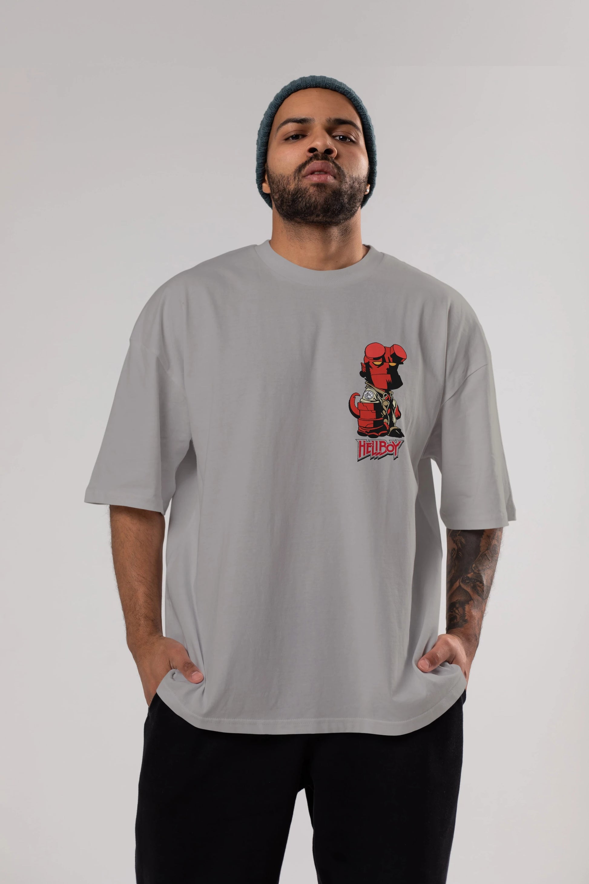 Hellboy (1) Ön Sol Baskılı Oversize t-shirt Erkek Kadın Unisex %100 Pamuk Bisiklet Yaka tişort