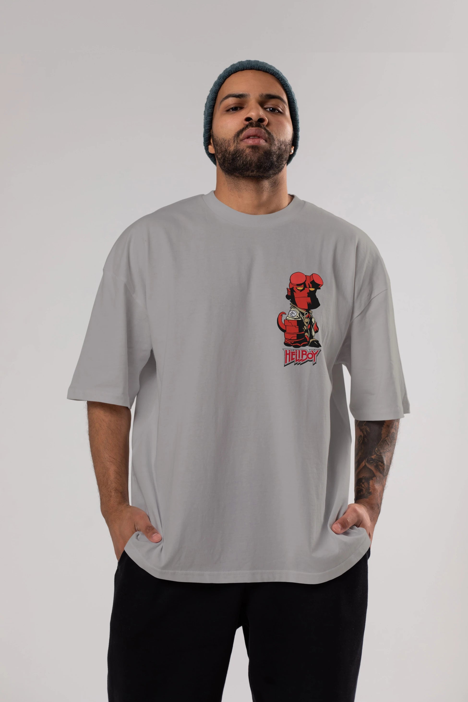 Hellboy (1) Ön Sol Baskılı Oversize t-shirt Erkek Kadın Unisex %100 Pamuk Bisiklet Yaka tişort