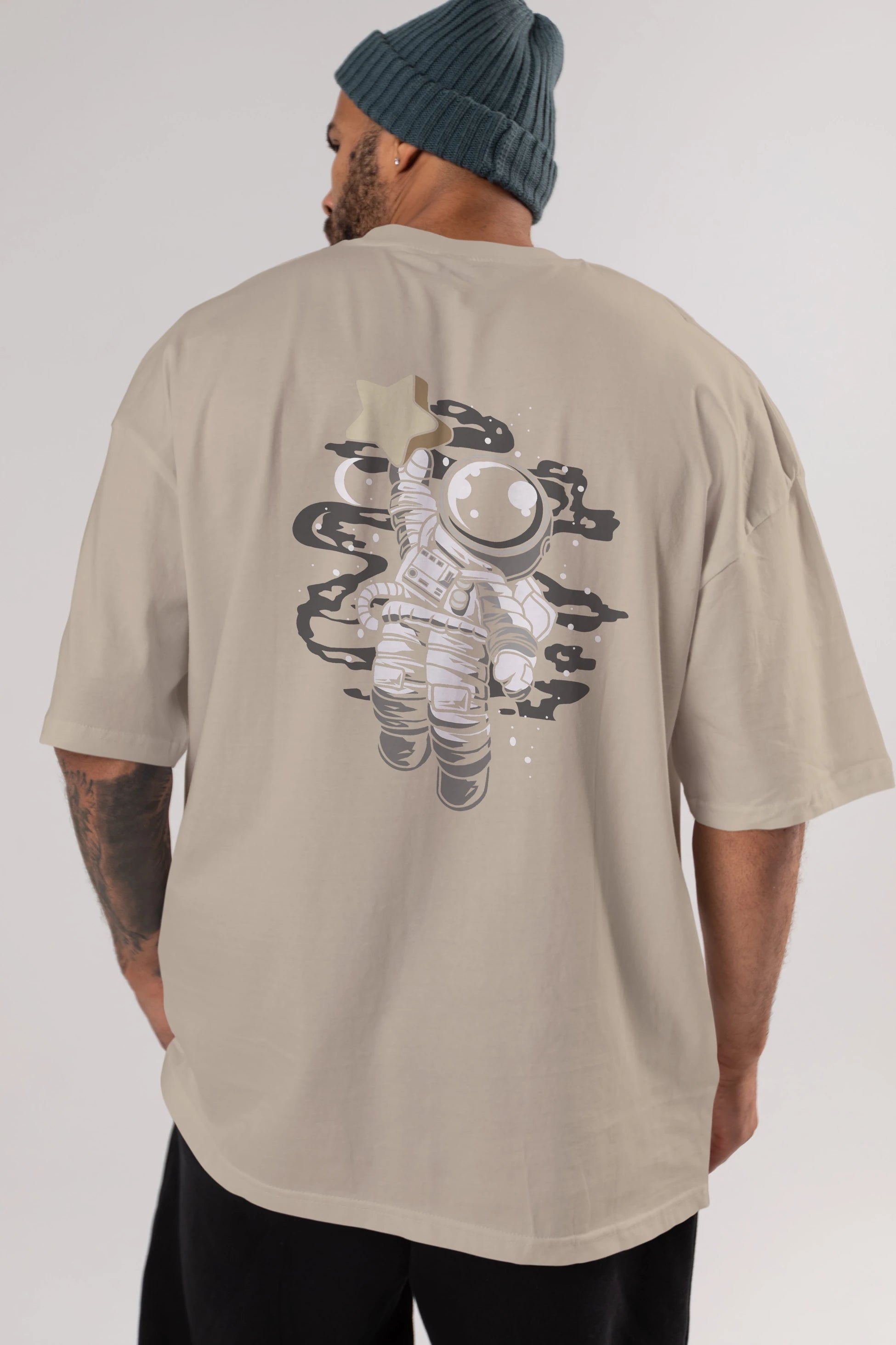 Astronaut Reach The Star Arka Baskılı Oversize t-shirt Erkek Kadın Unisex