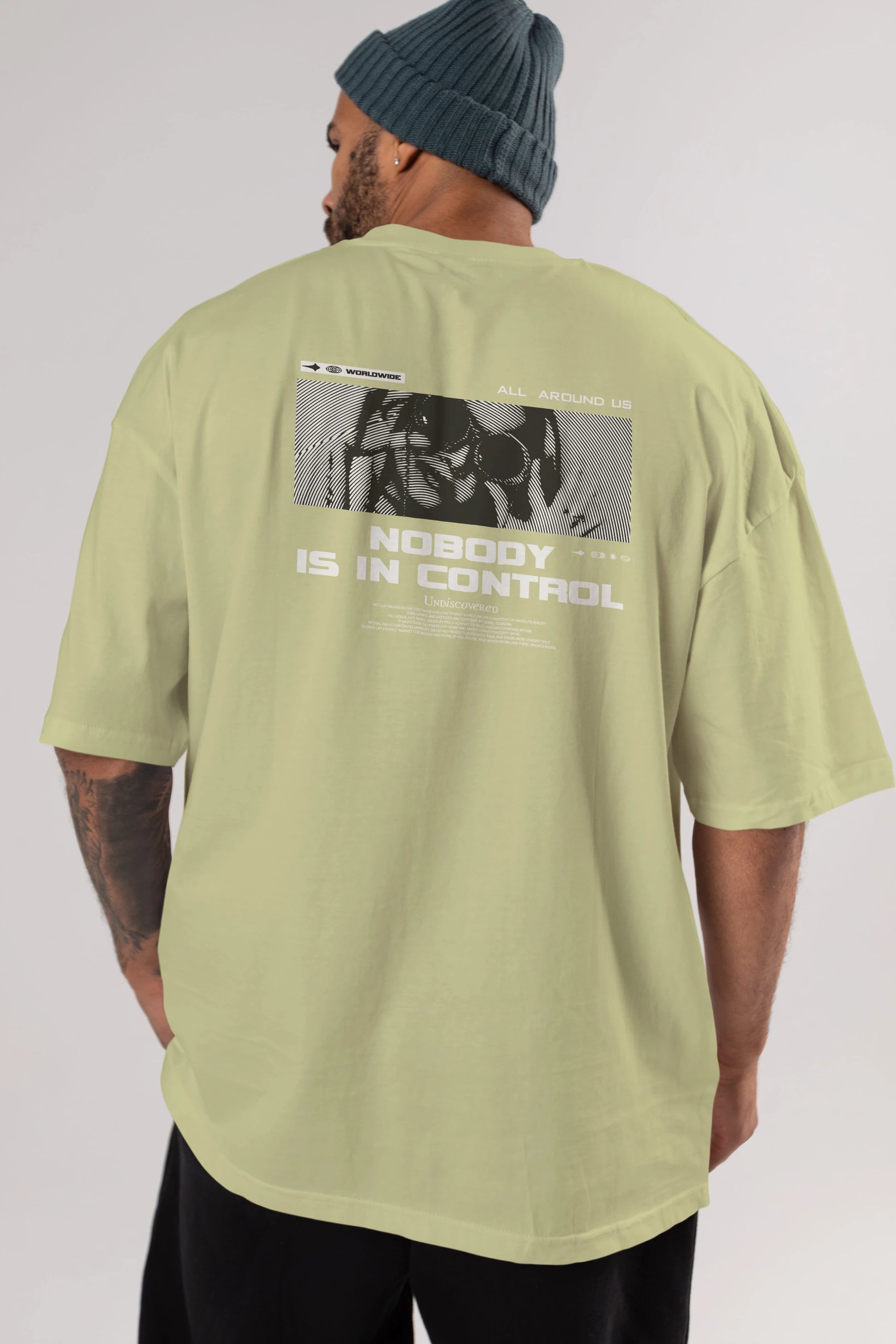 Nobody is in Control Arka Baskılı Oversize t-shirt Erkek Kadın Unisex