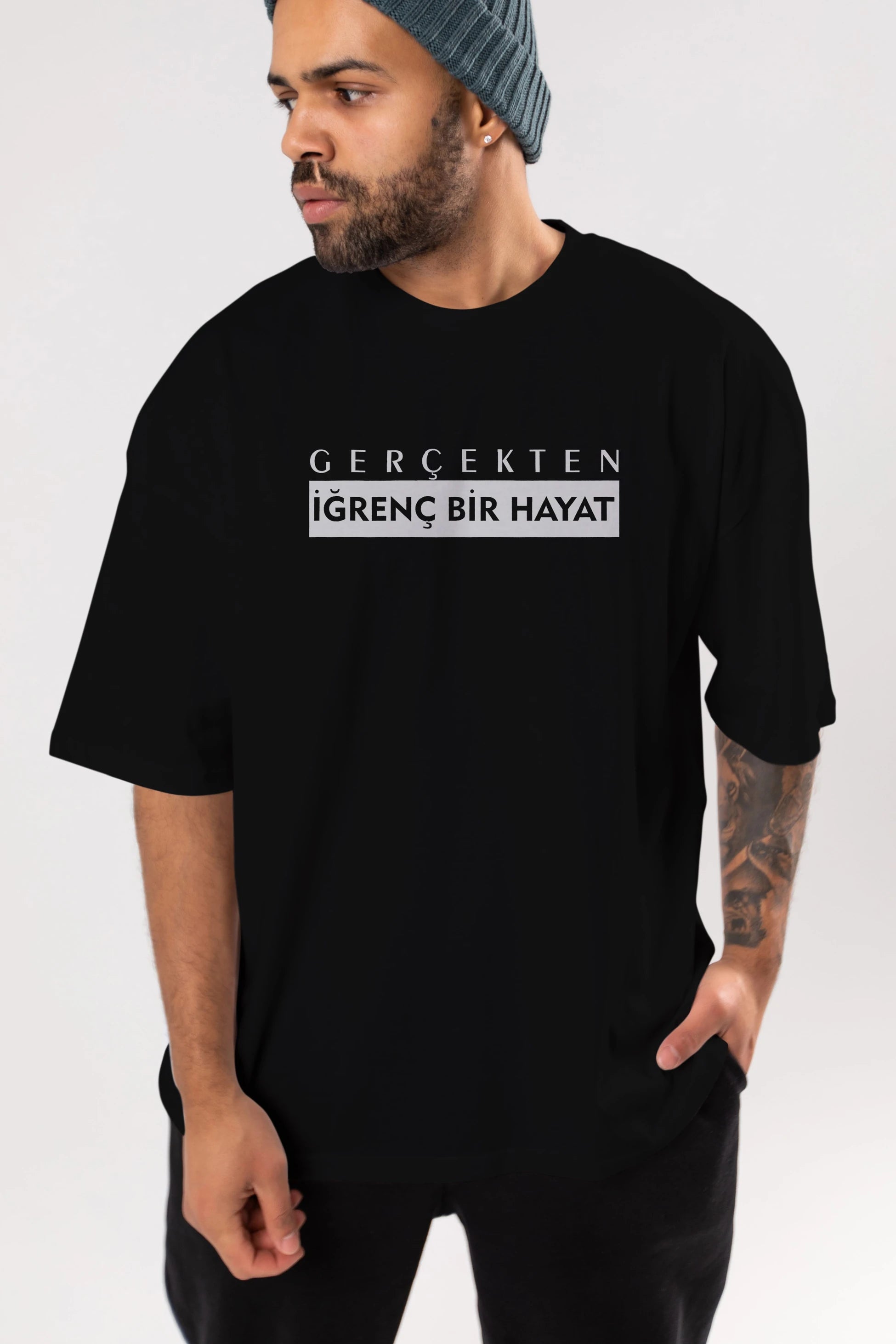 Gerçekte İğrenç Bir Hayat Ön Baskılı Oversize t-shirt %100 pamuk Erkek Kadın Unisex
