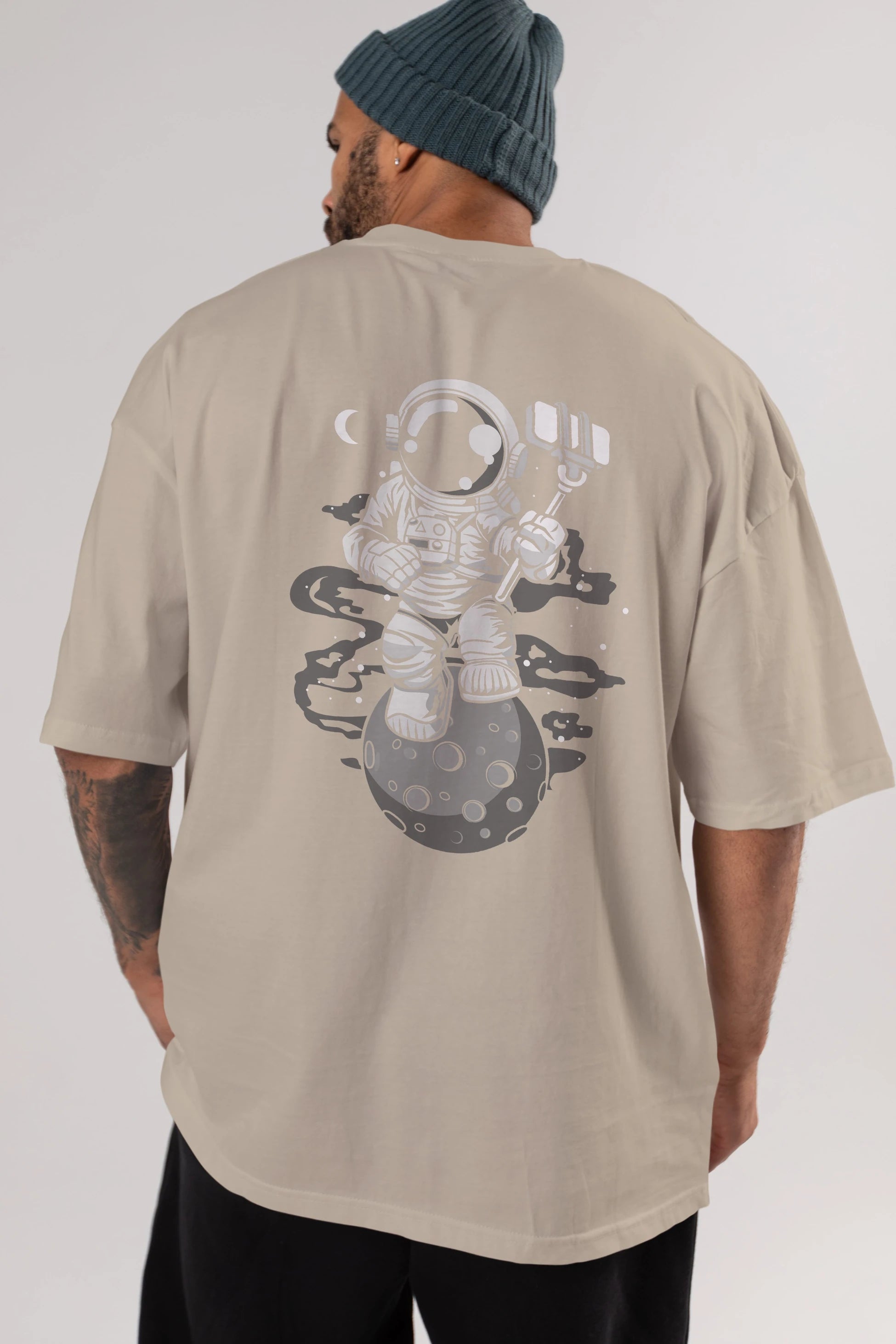 Astronaut Selfie Arka Baskılı Oversize t-shirt Erkek Kadın Unisex