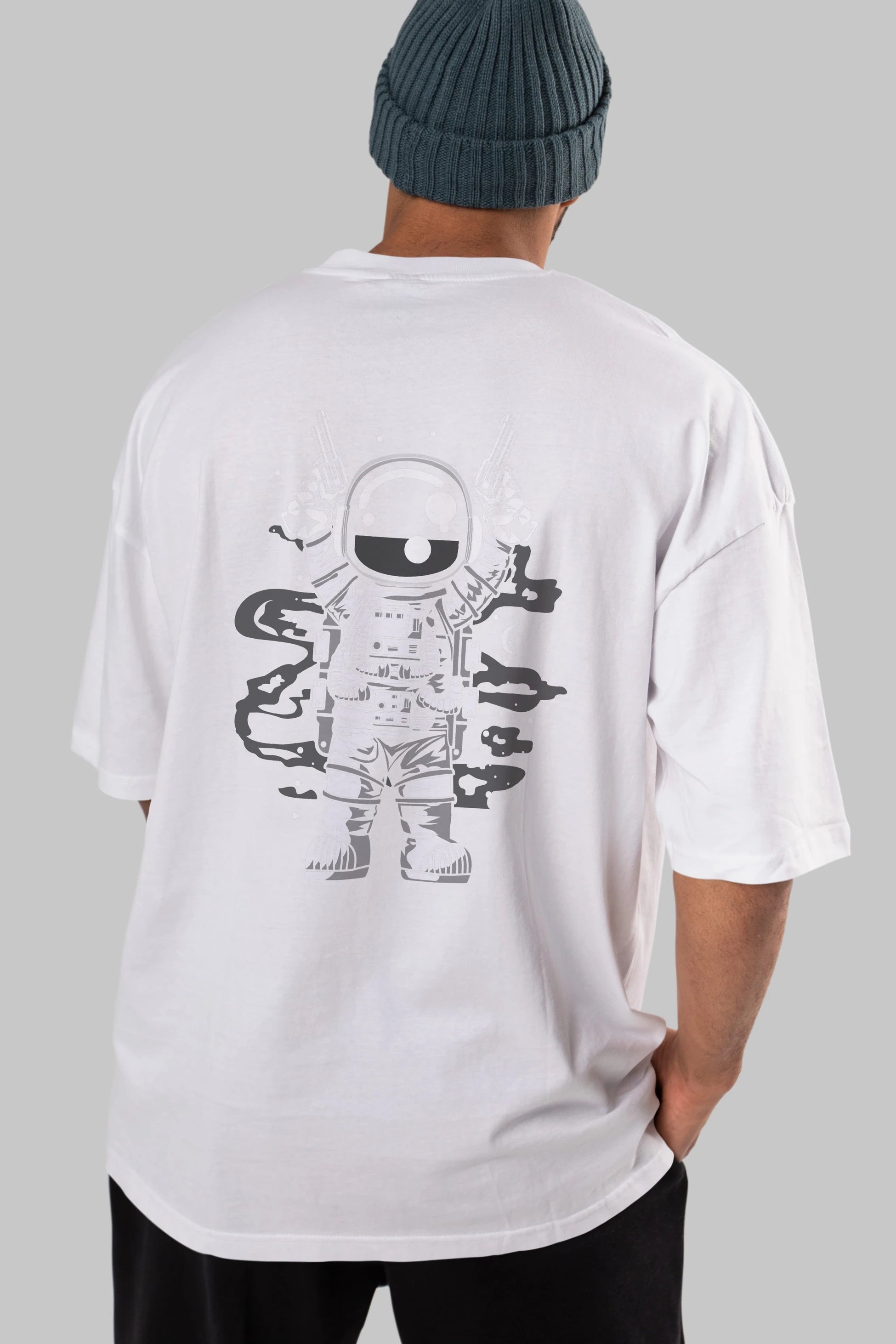 Astronaut Gun Arka Baskılı Oversize t-shirt Erkek Kadın Unisex