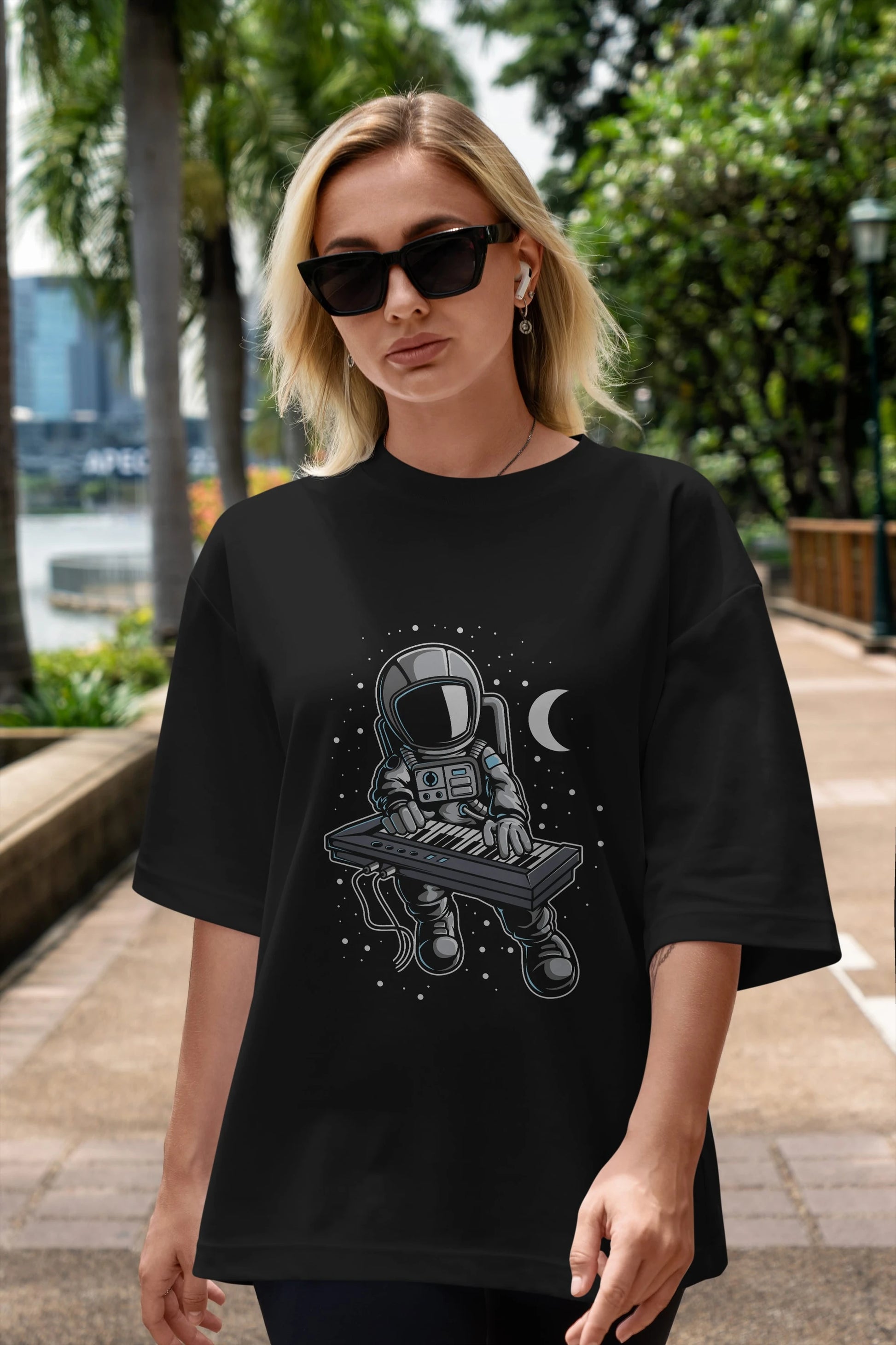 Astronaut Keyboard (2) Ön Baskılı Oversize t-shirt Erkek Kadın Unisex