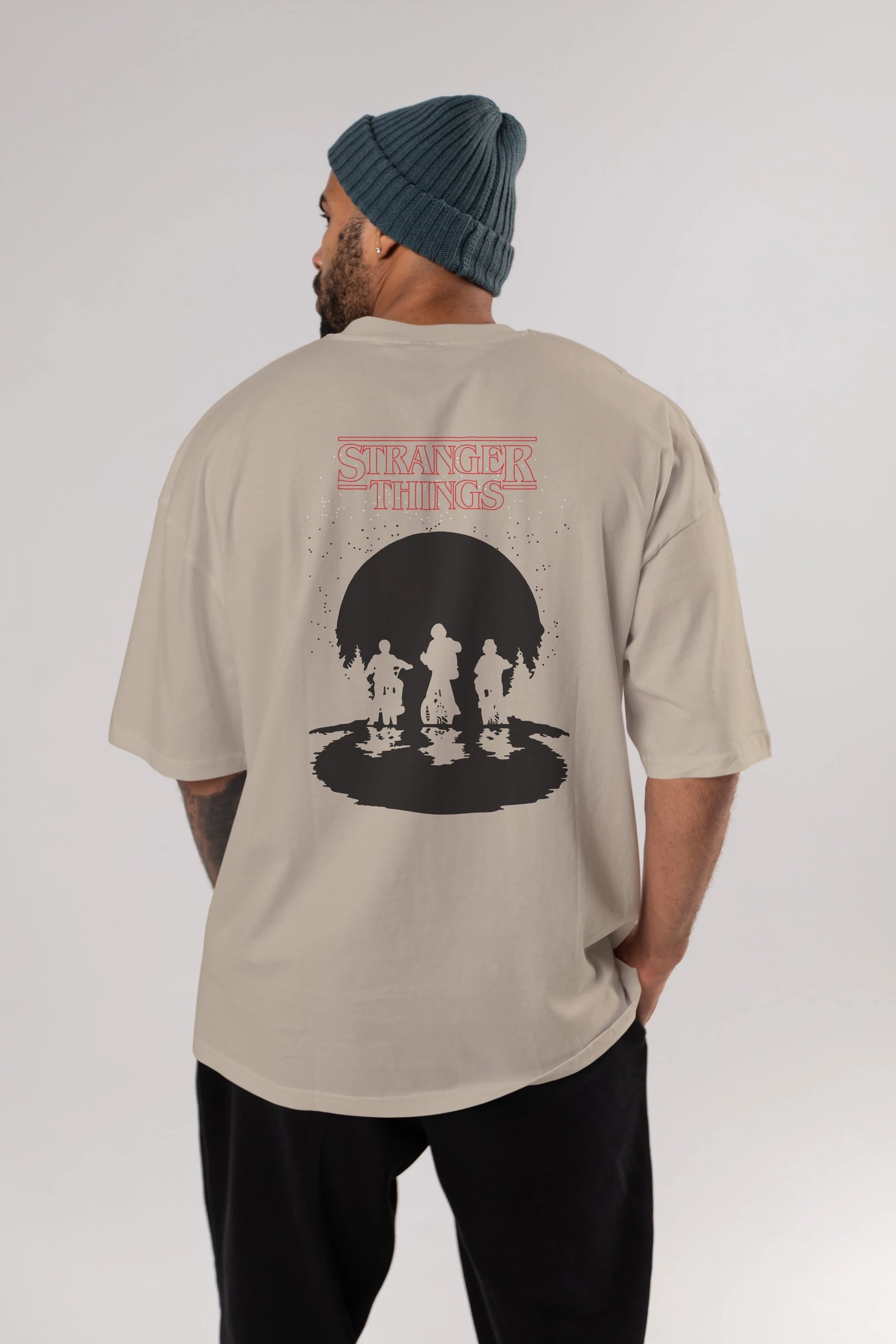 Stranger Things Arka Baskılı Oversize t-shirt Erkek Kadın Unisex %100 Pamuk Bisiklet Yaka tişort