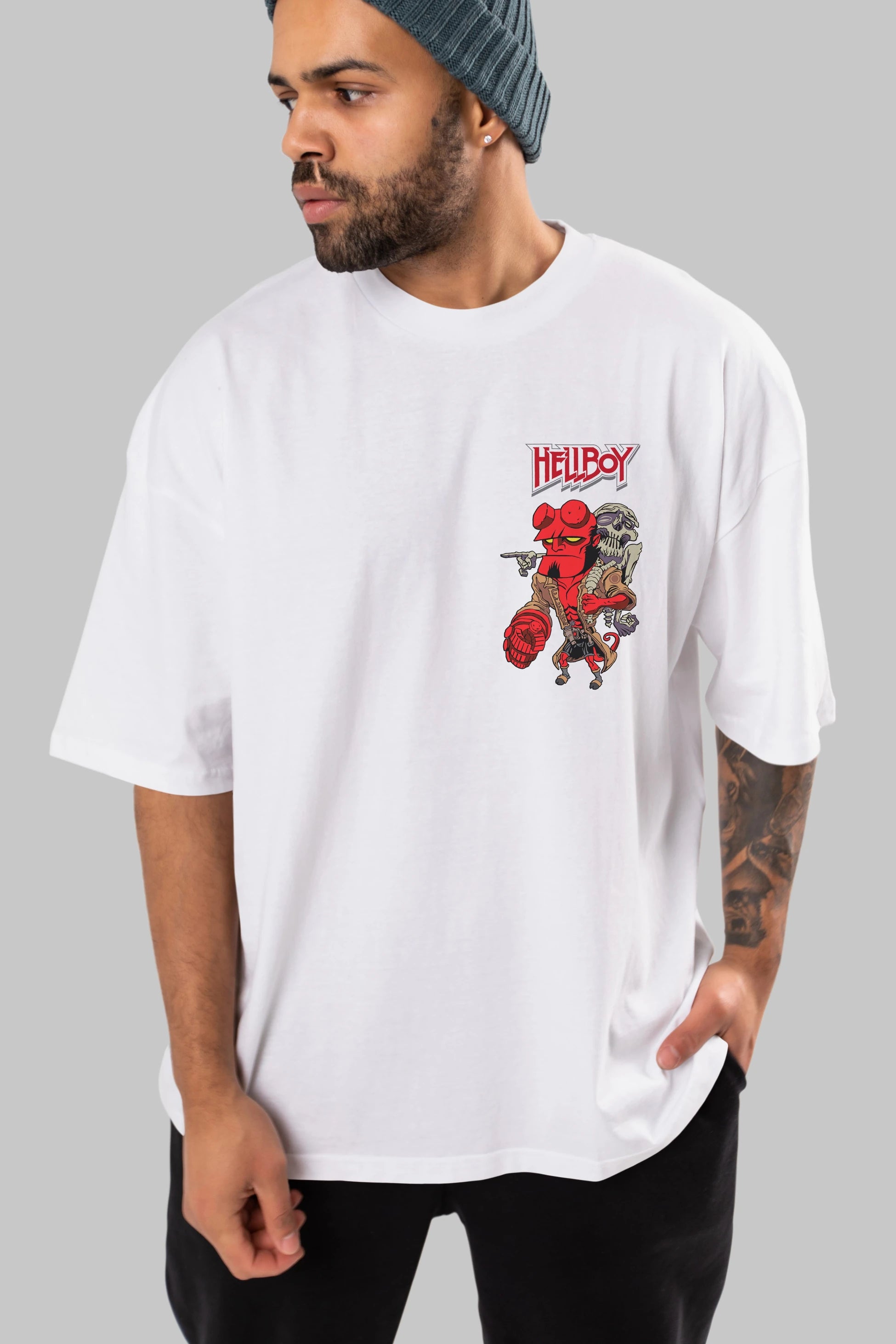 Hellboy (2) Ön Sol Baskılı Oversize t-shirt Erkek Kadın Unisex %100 Pamuk Bisiklet Yaka tişort