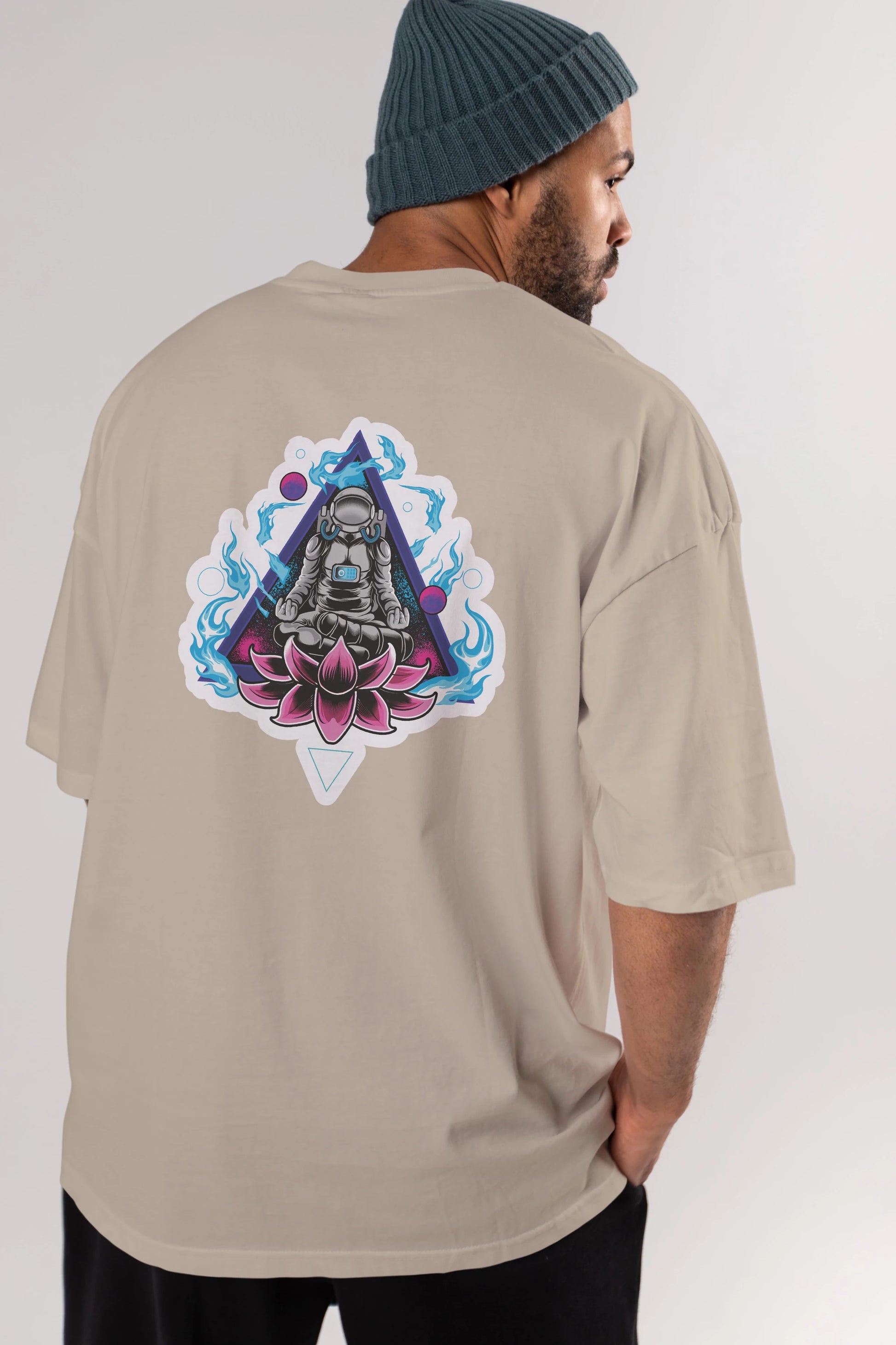 Astronaut Meditation Sticker Arka Baskılı Oversize t-shirt Erkek Kadın Unisex