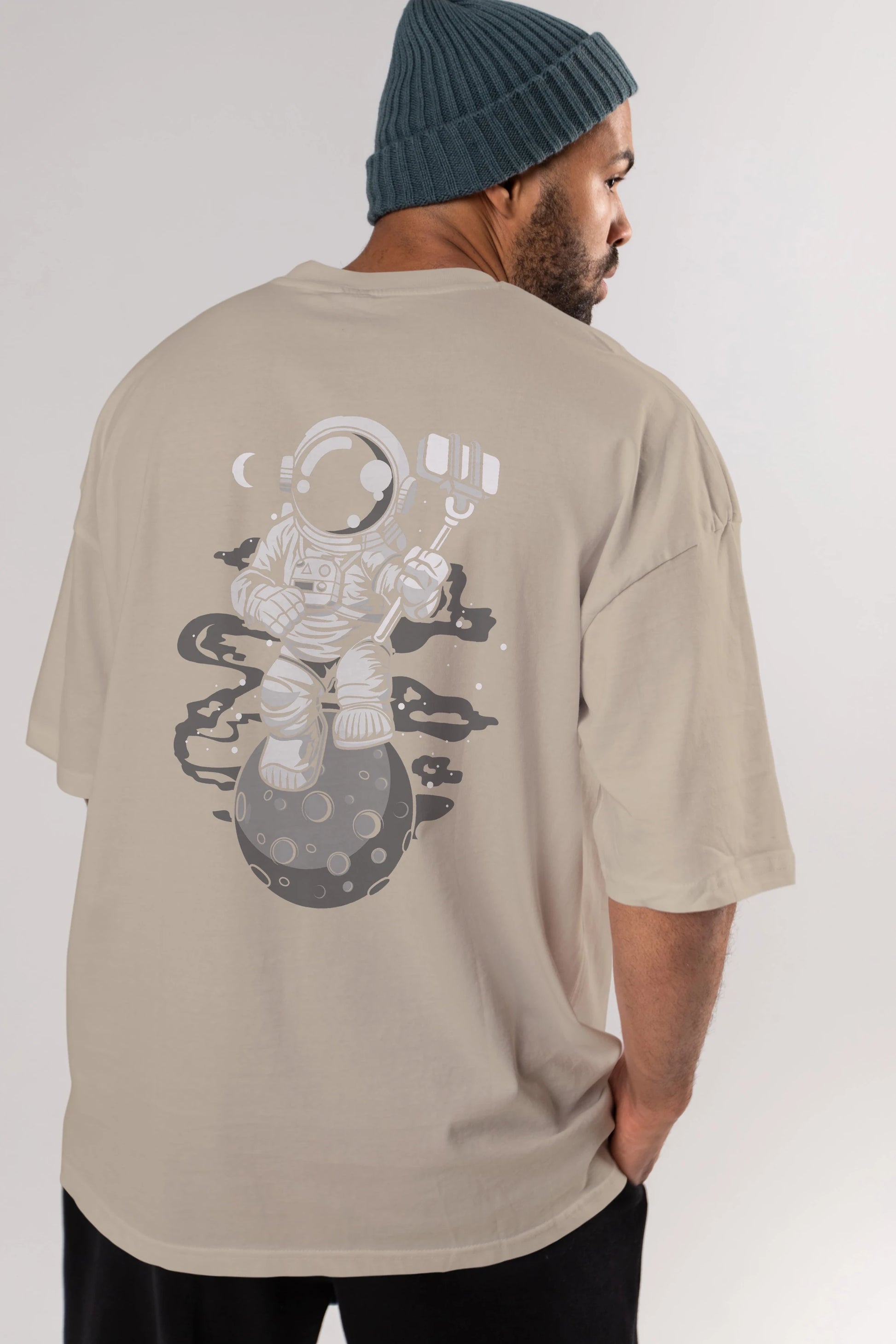 Astronaut Selfie Arka Baskılı Oversize t-shirt Erkek Kadın Unisex