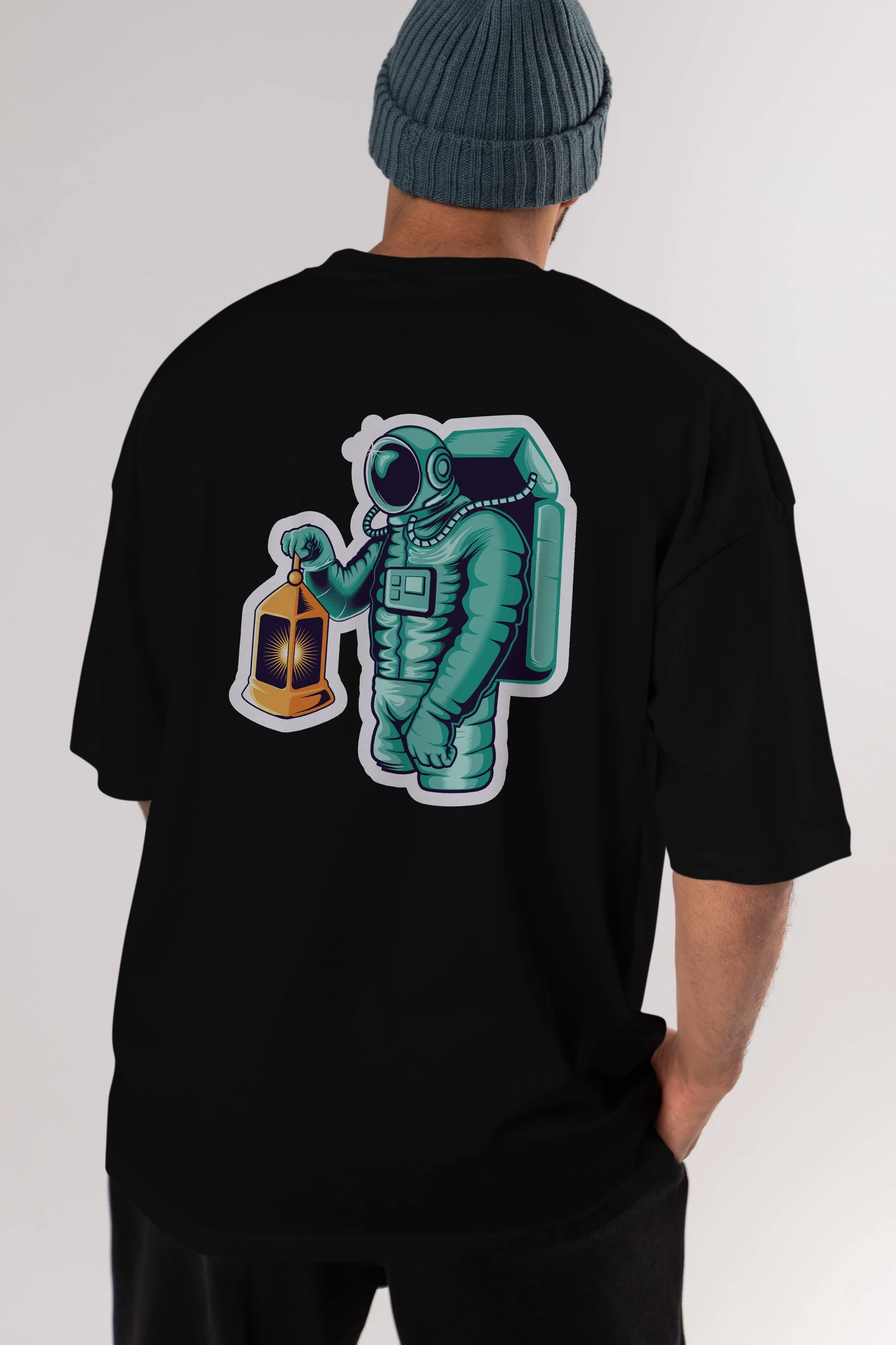 Astronaut Lantern Sticker Arka Baskılı Oversize t-shirt Erkek Kadın Unisex