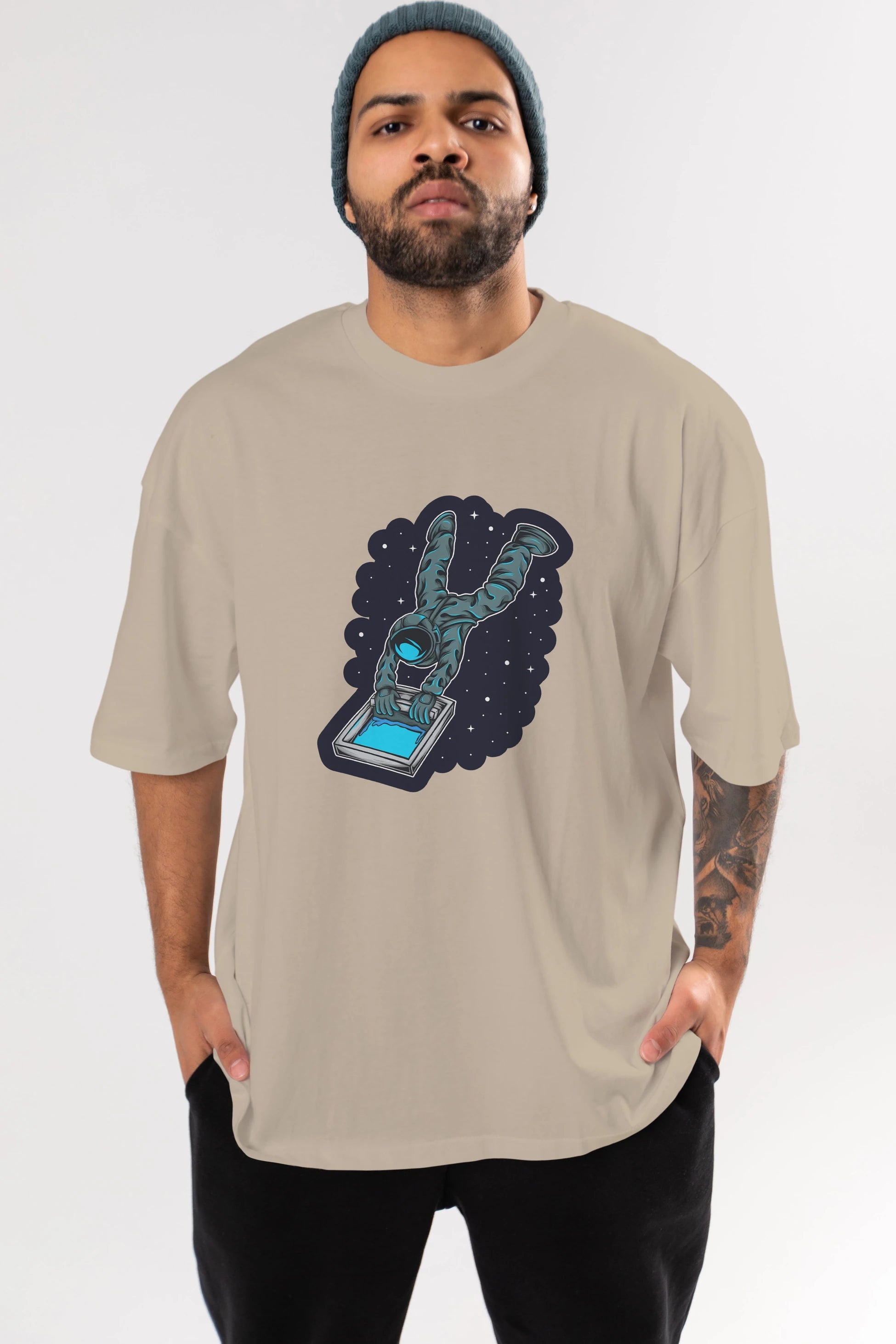Astroscreen Sticker Ön Baskılı Oversize t-shirt Erkek Kadın Unisex
