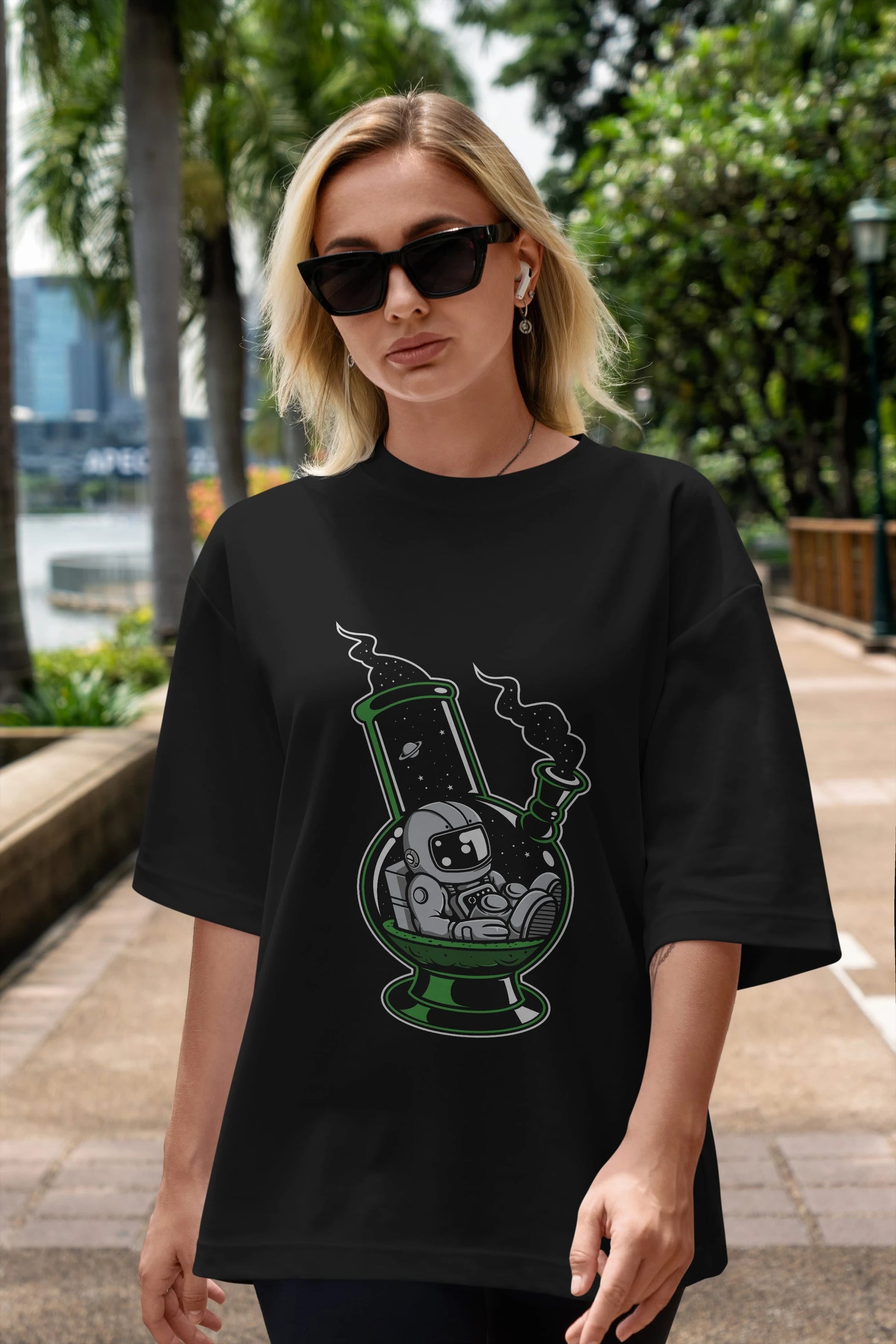 Astronaut Bong Ön Baskılı Oversize t-shirt Erkek Kadın Unisex