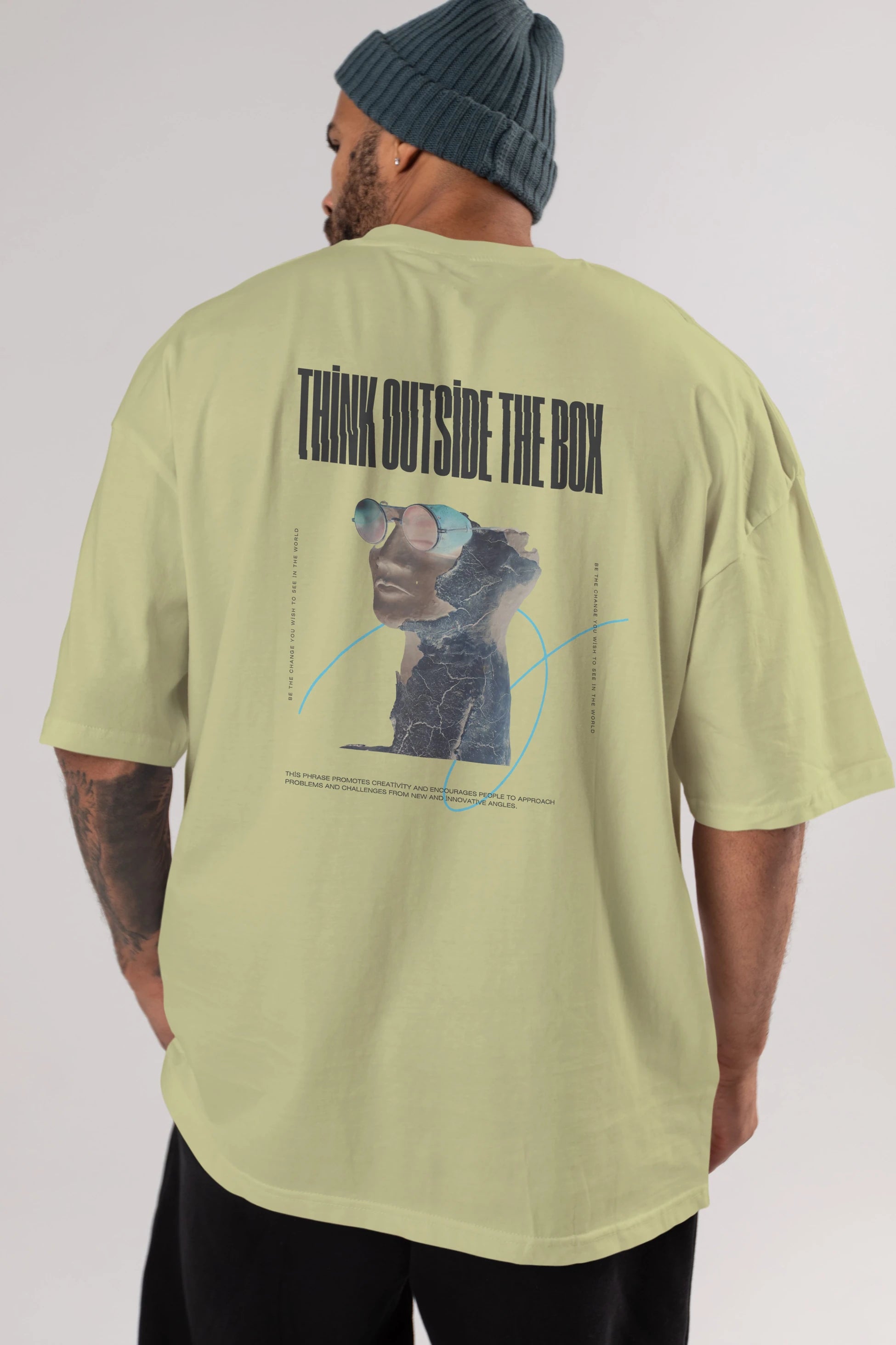 Think Outside The Box Arka Baskılı Oversize t-shirt Erkek Kadın Unisex