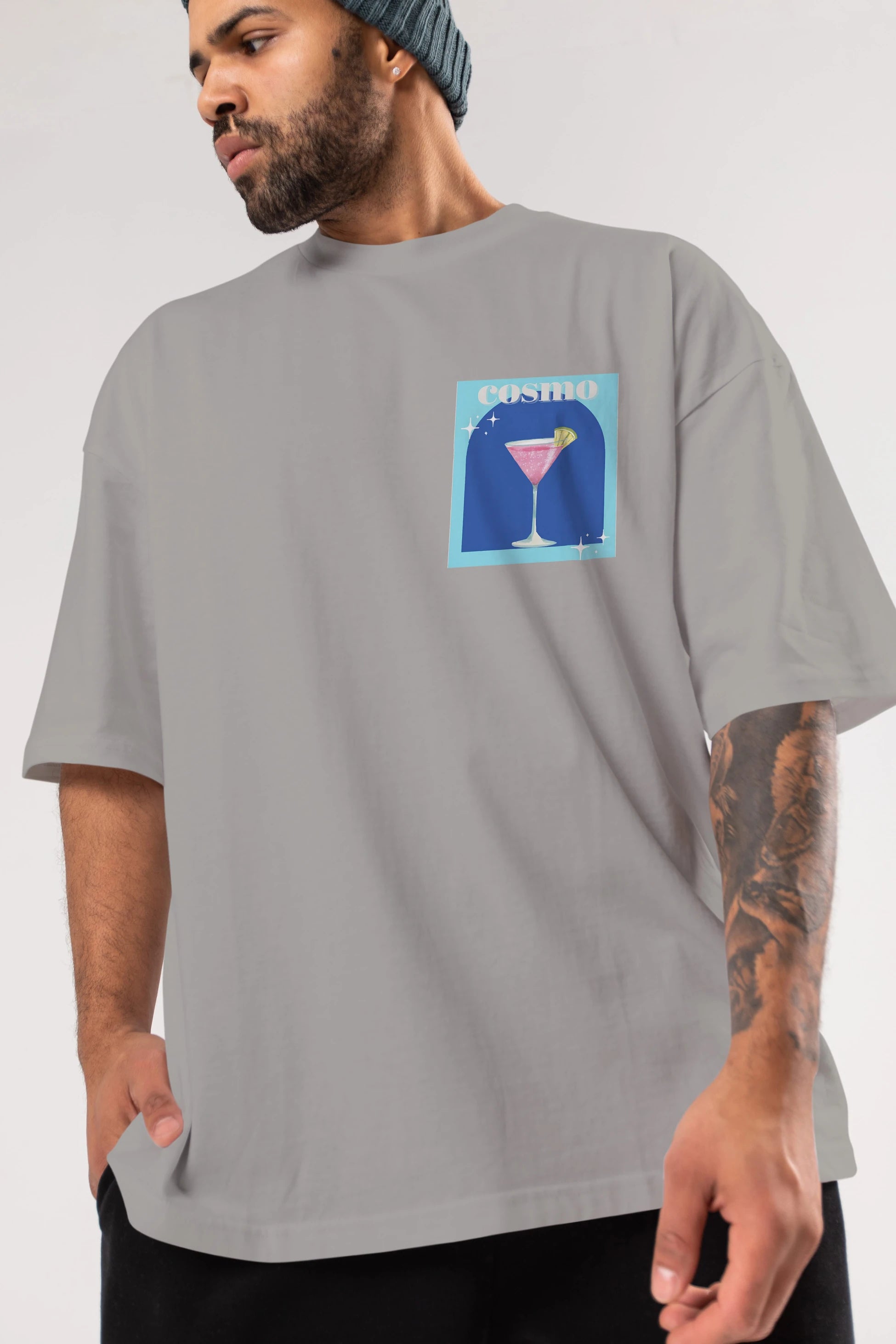 Cosmopolitan 2 Ön Sol Baskılı Oversize t-shirt Erkek Kadın Unisex %100 Pamuk Bisiklet Yaka tişort