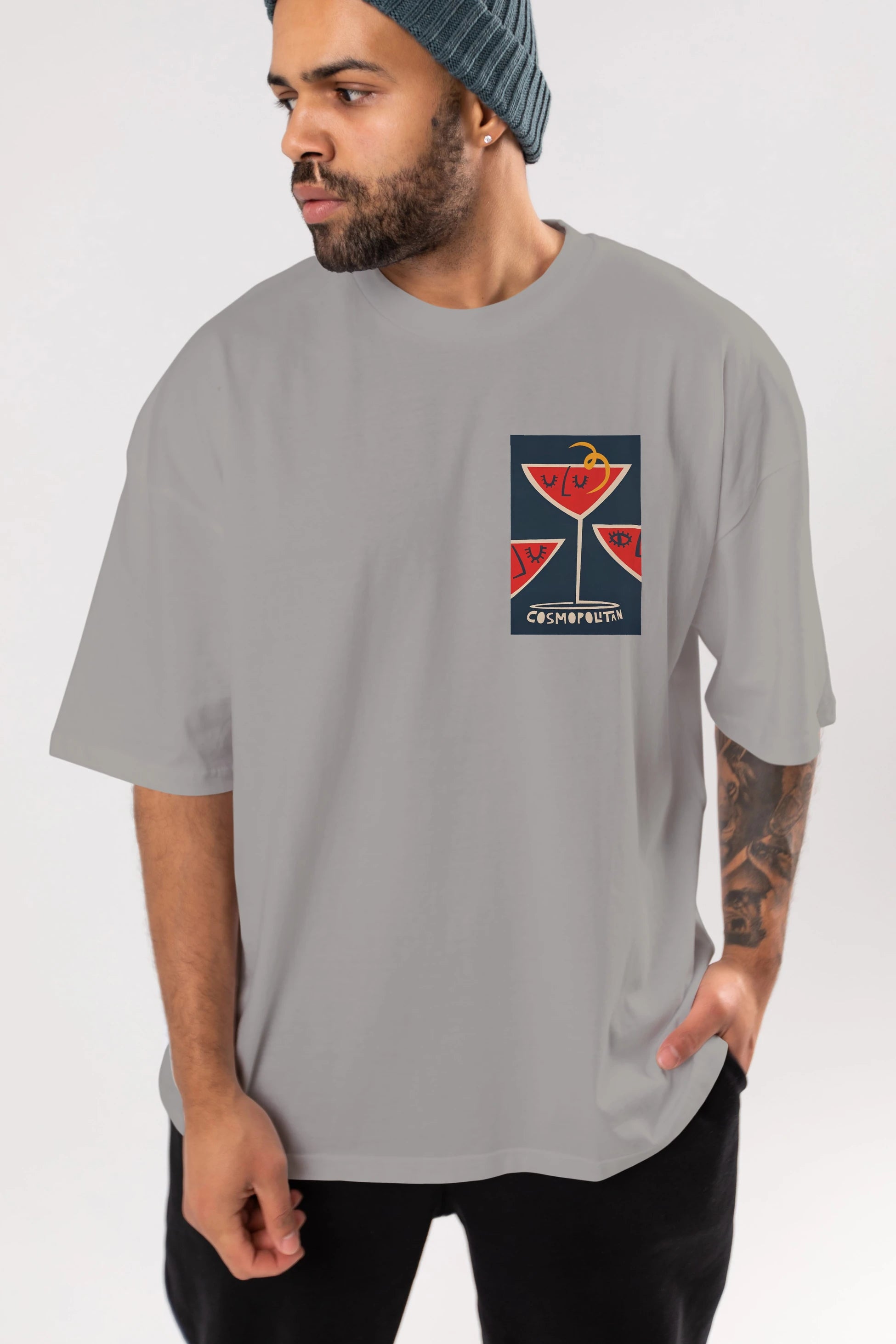 Cosmopolitan 4 Ön Sol Baskılı Oversize t-shirt Erkek Kadın Unisex %100 Pamuk Bisiklet Yaka tişort