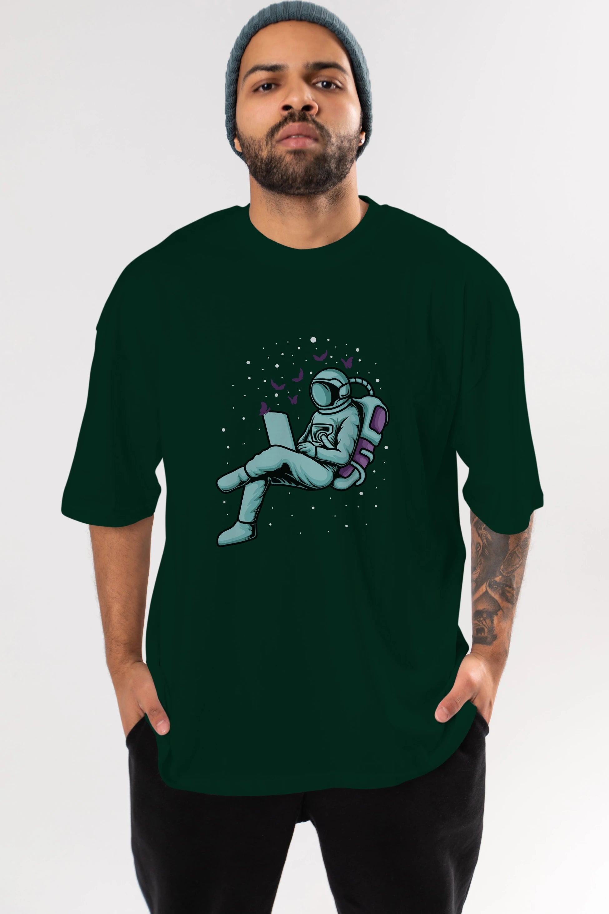 Work with Butterflies in Space Ön Baskılı Oversize t-shirt Erkek Kadın Unisex