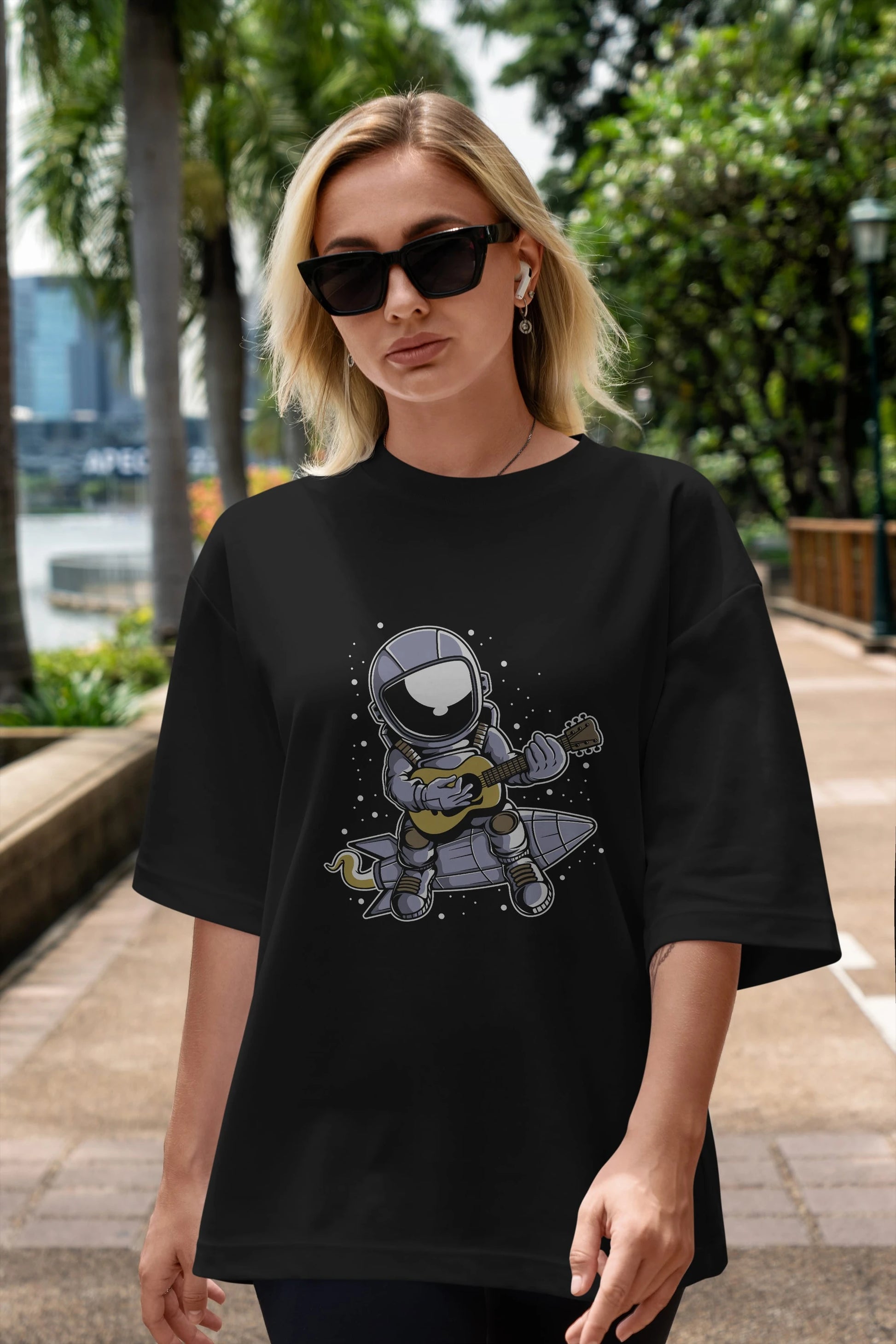 Astronaut Guitar (2) Ön Baskılı Oversize t-shirt Erkek Kadın Unisex
