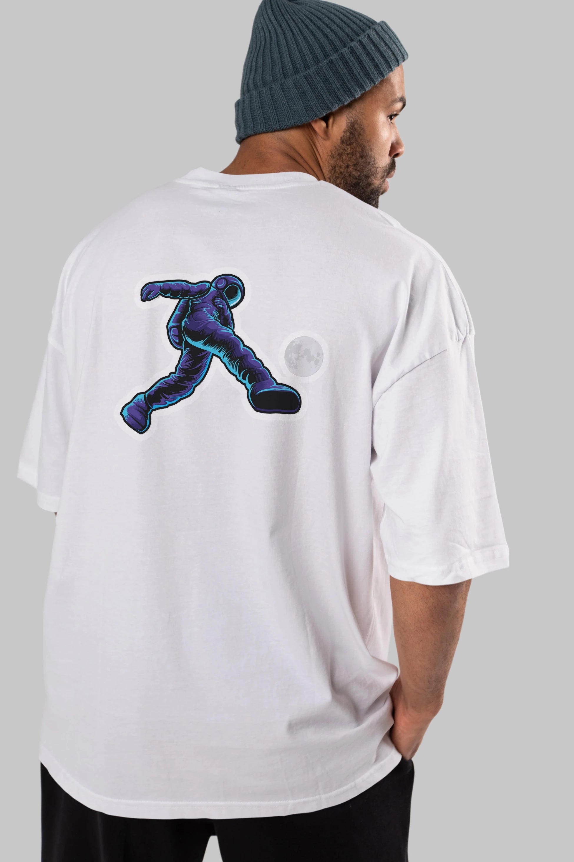 Astroball in Space Sticker Arka Baskılı Oversize t-shirt Erkek Kadın Unisex