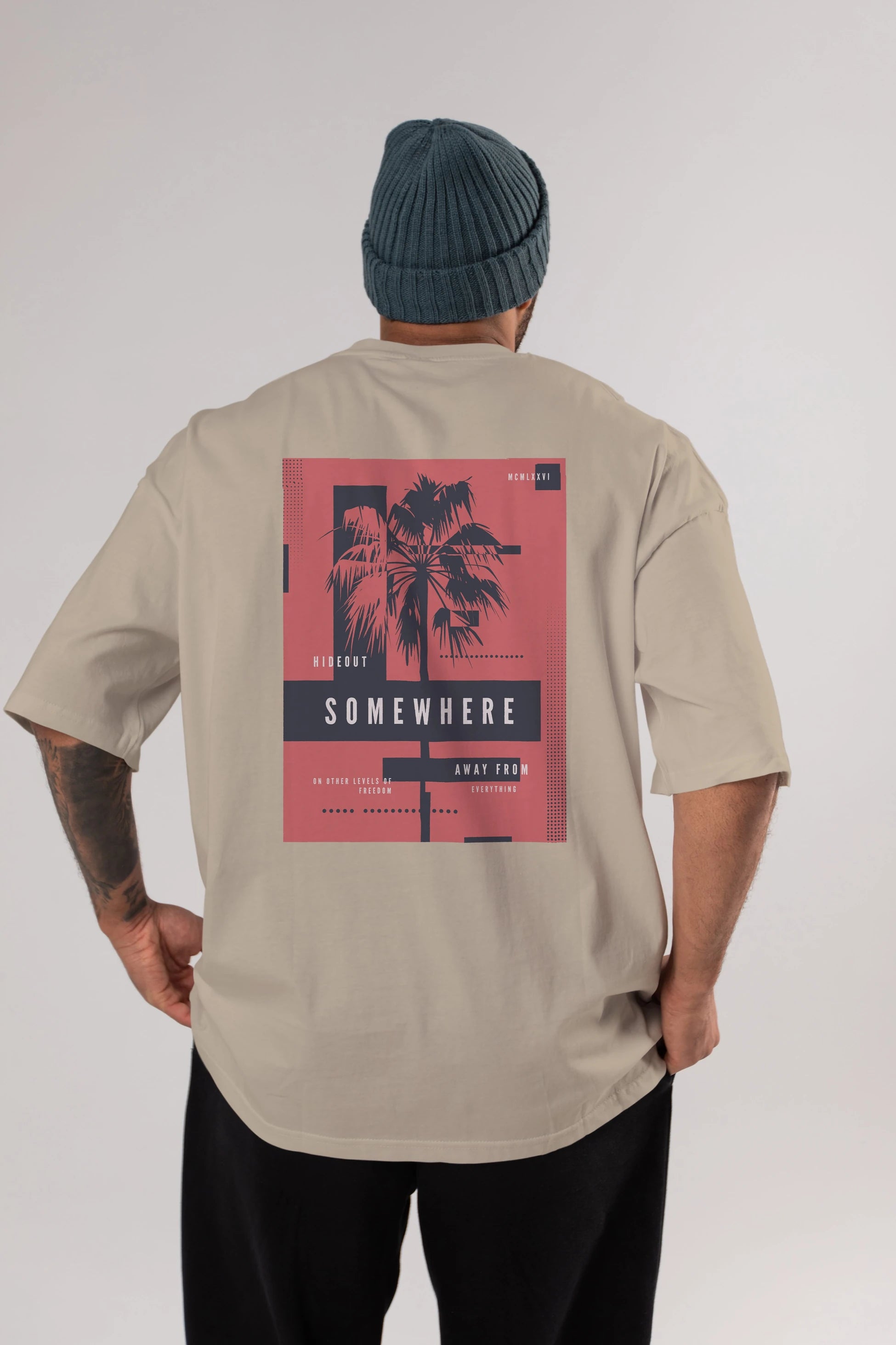 Hideout Somewhere Arka Baskılı Oversize t-shirt Erkek Kadın Unisex