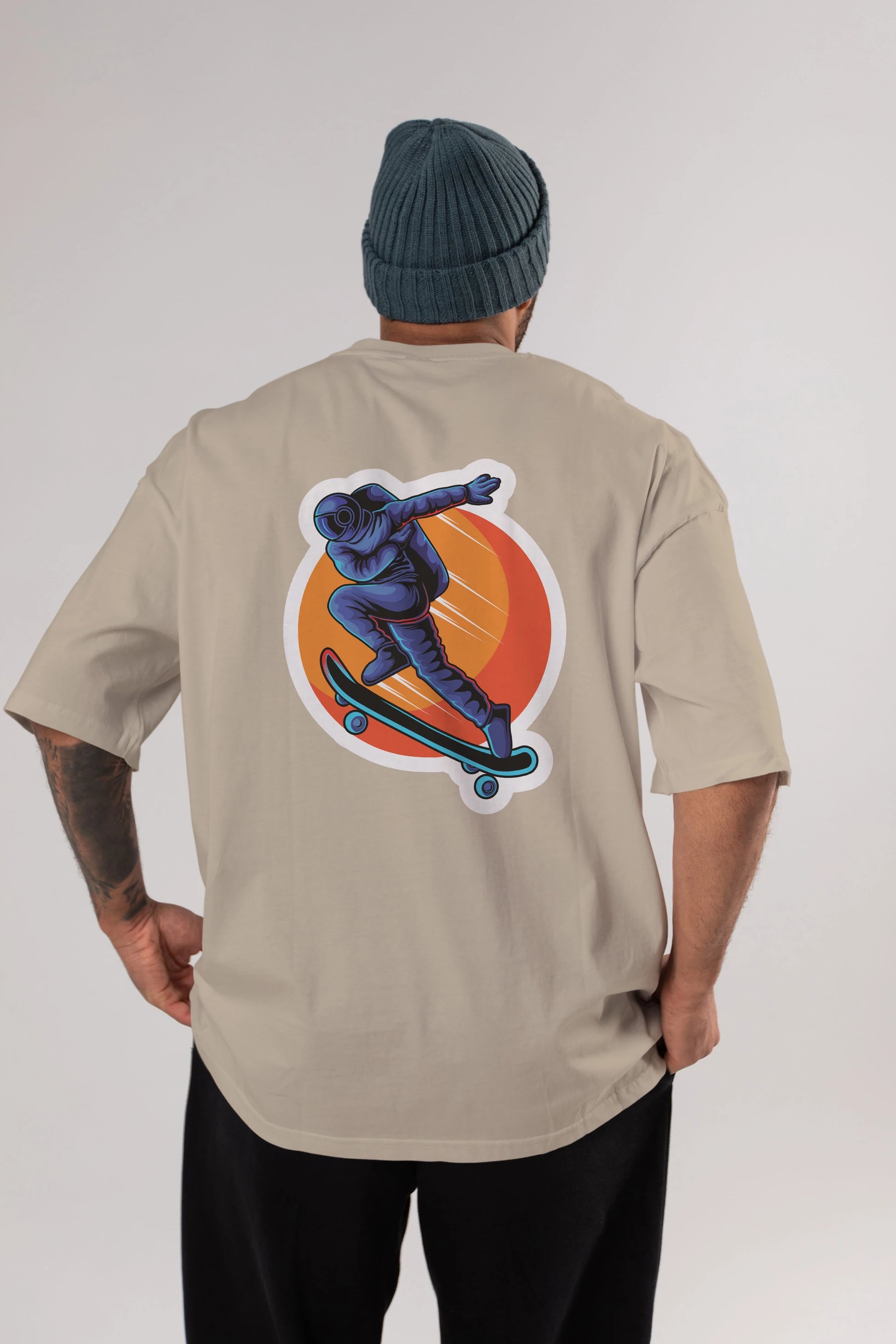 Astroskate Run Sticker Arka Baskılı Oversize t-shirt Erkek Kadın Unisex