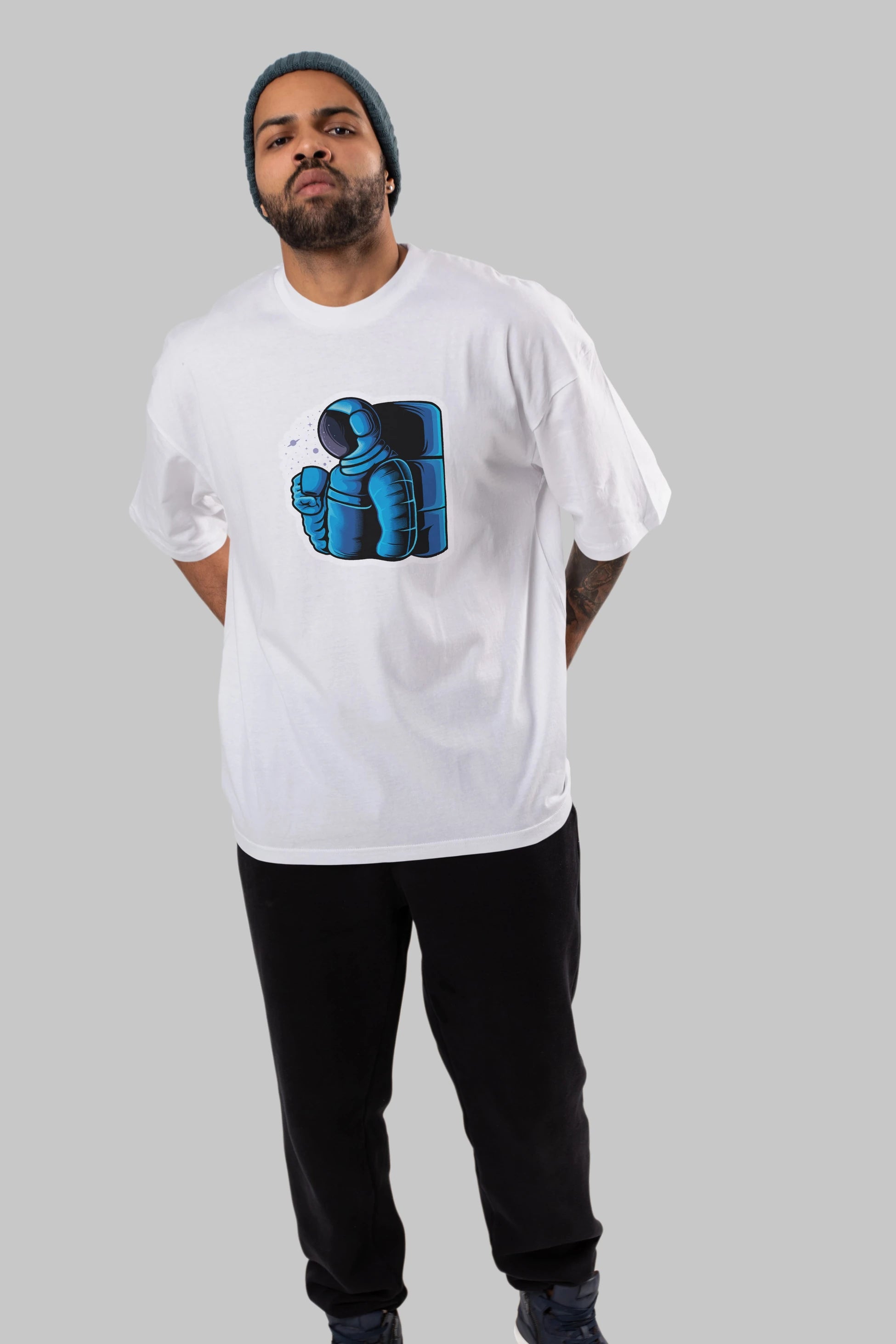 Drinking coffee in space sticker Ön Baskılı Oversize t-shirt Erkek Kadın Unisex