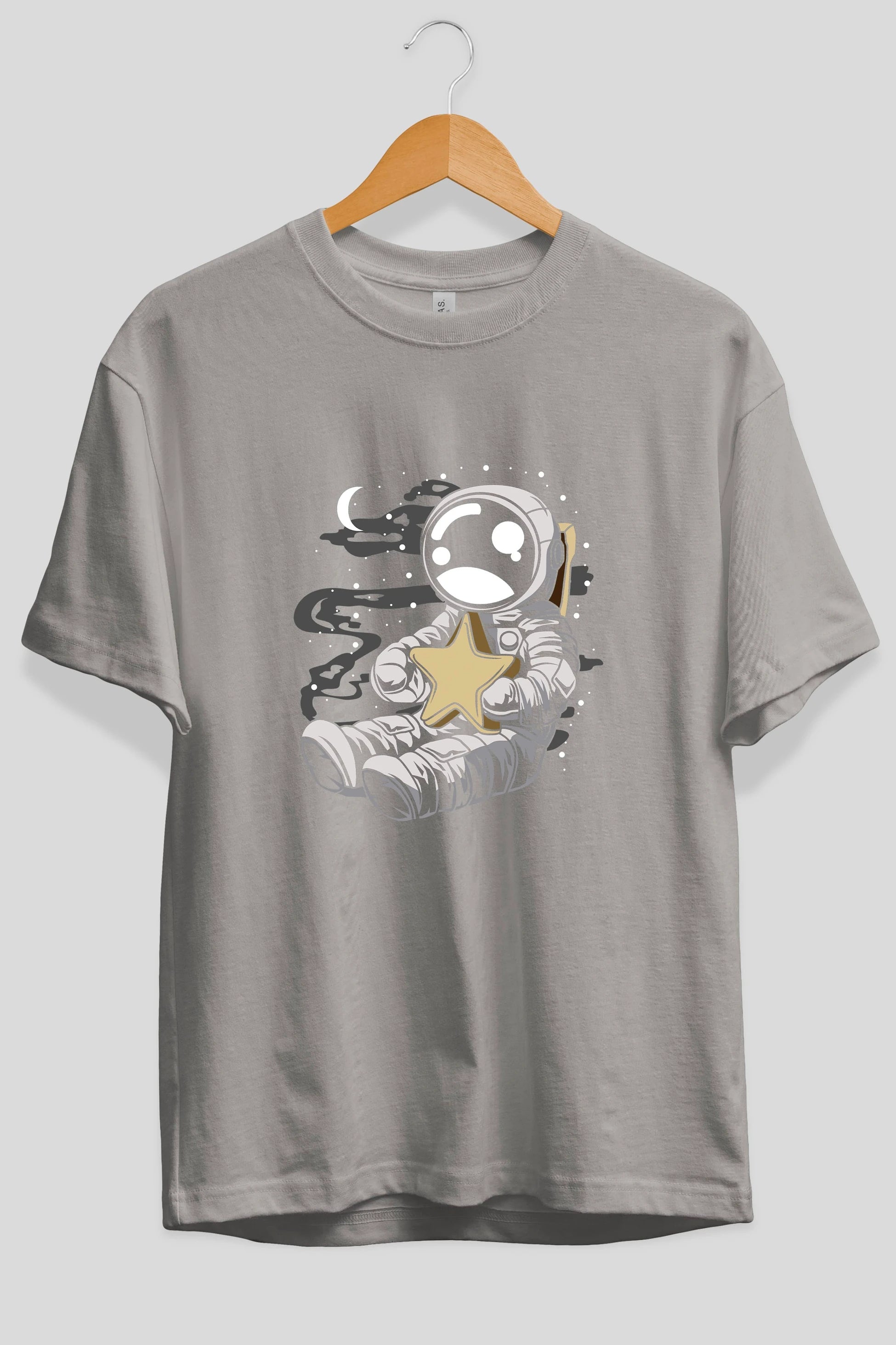 Astronaut Holding The Star Ön Baskılı Oversize t-shirt Erkek Kadın Unisex