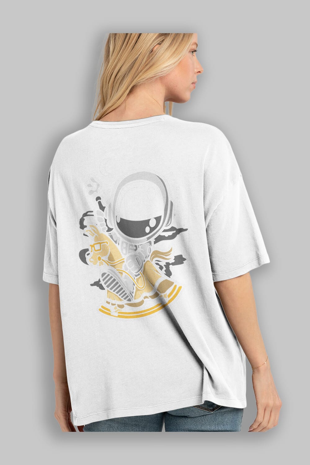 Astronaut RidingToy Horse Arka Baskılı Oversize t-shirt Erkek Kadın Unisex