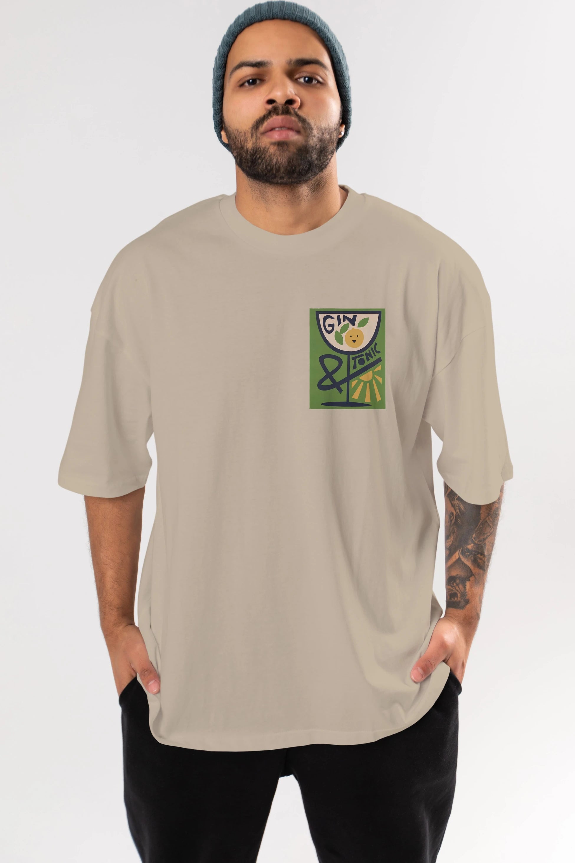 Gin Tonic 3 Ön Sol Baskılı Oversize t-shirt Erkek Kadın Unisex %100 Pamuk Bisiklet Yaka tişort