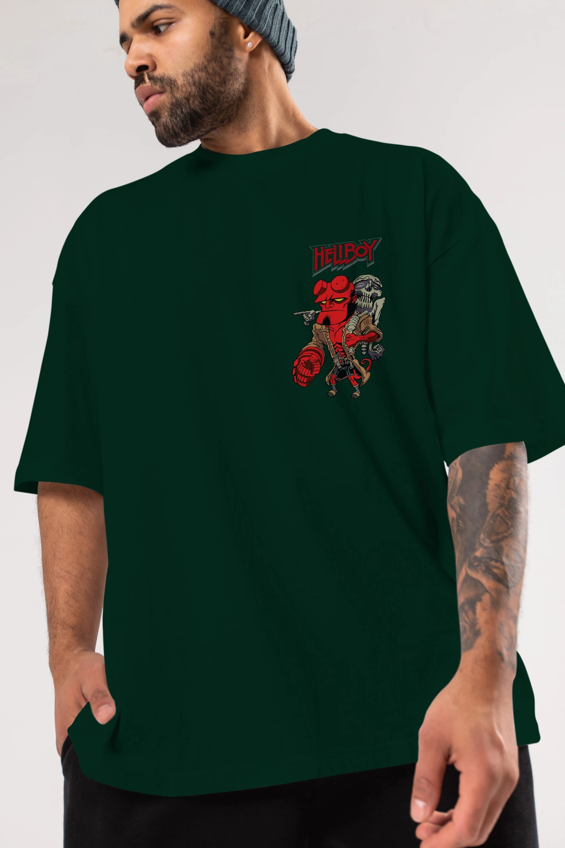 Hellboy (2) Ön Sol Baskılı Oversize t-shirt Erkek Kadın Unisex %100 Pamuk Bisiklet Yaka tişort