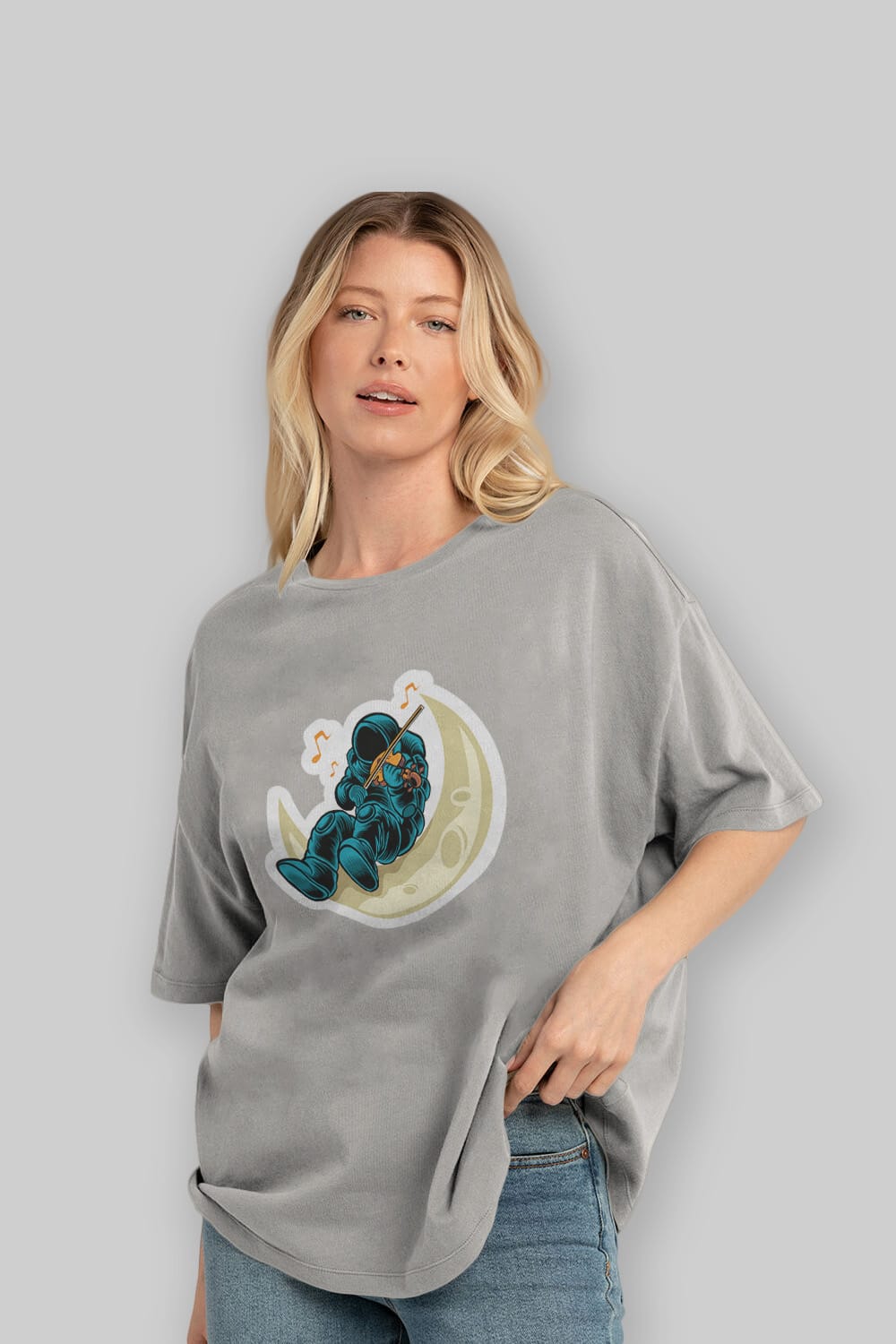 Playing Vionist in Space Sticker Ön Baskılı Oversize t-shirt Erkek Kadın Unisex