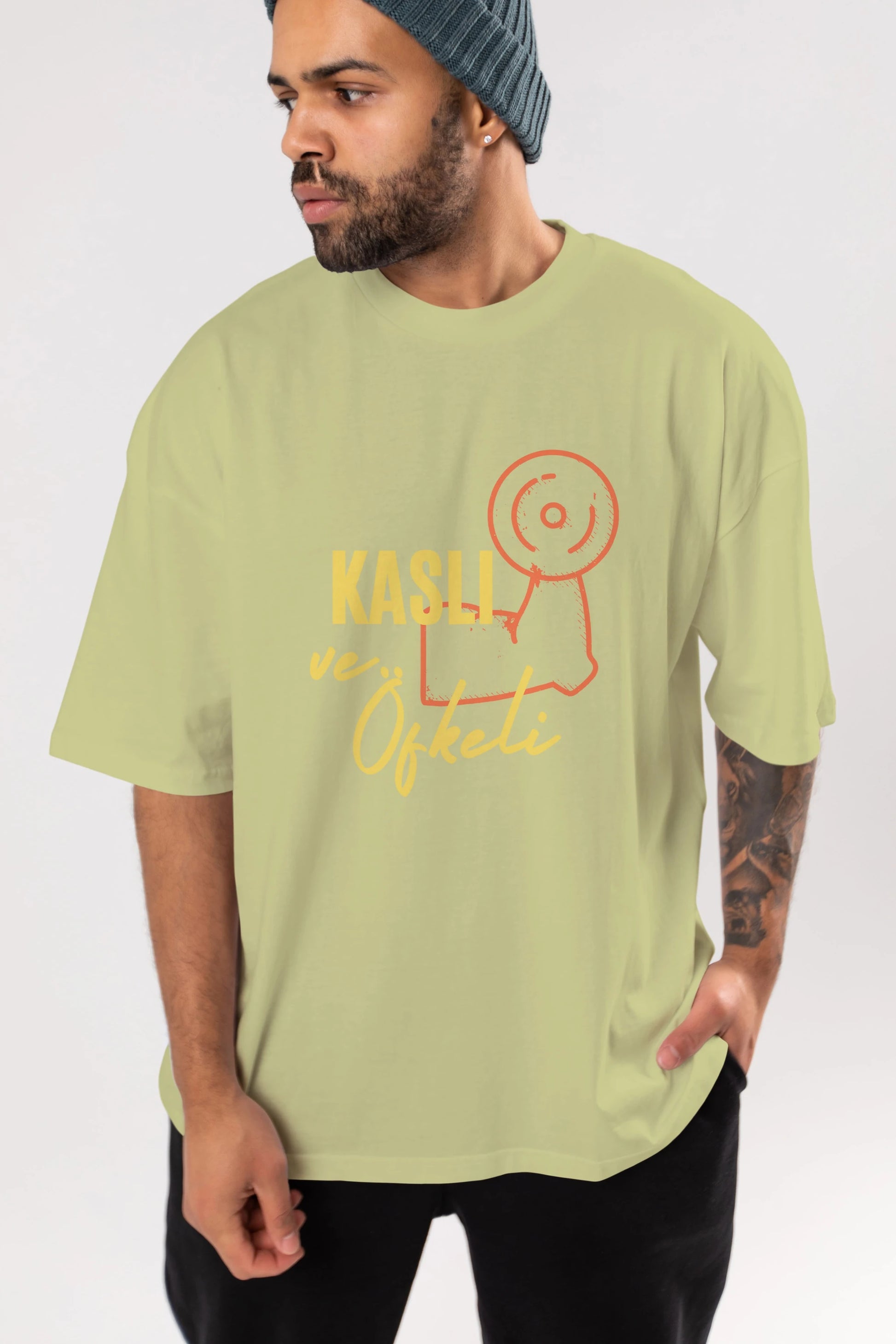 Kaslı ve Öfkeli Yazılı Ön Baskılı Oversize t-shirt Erkek Kadın Unisex
