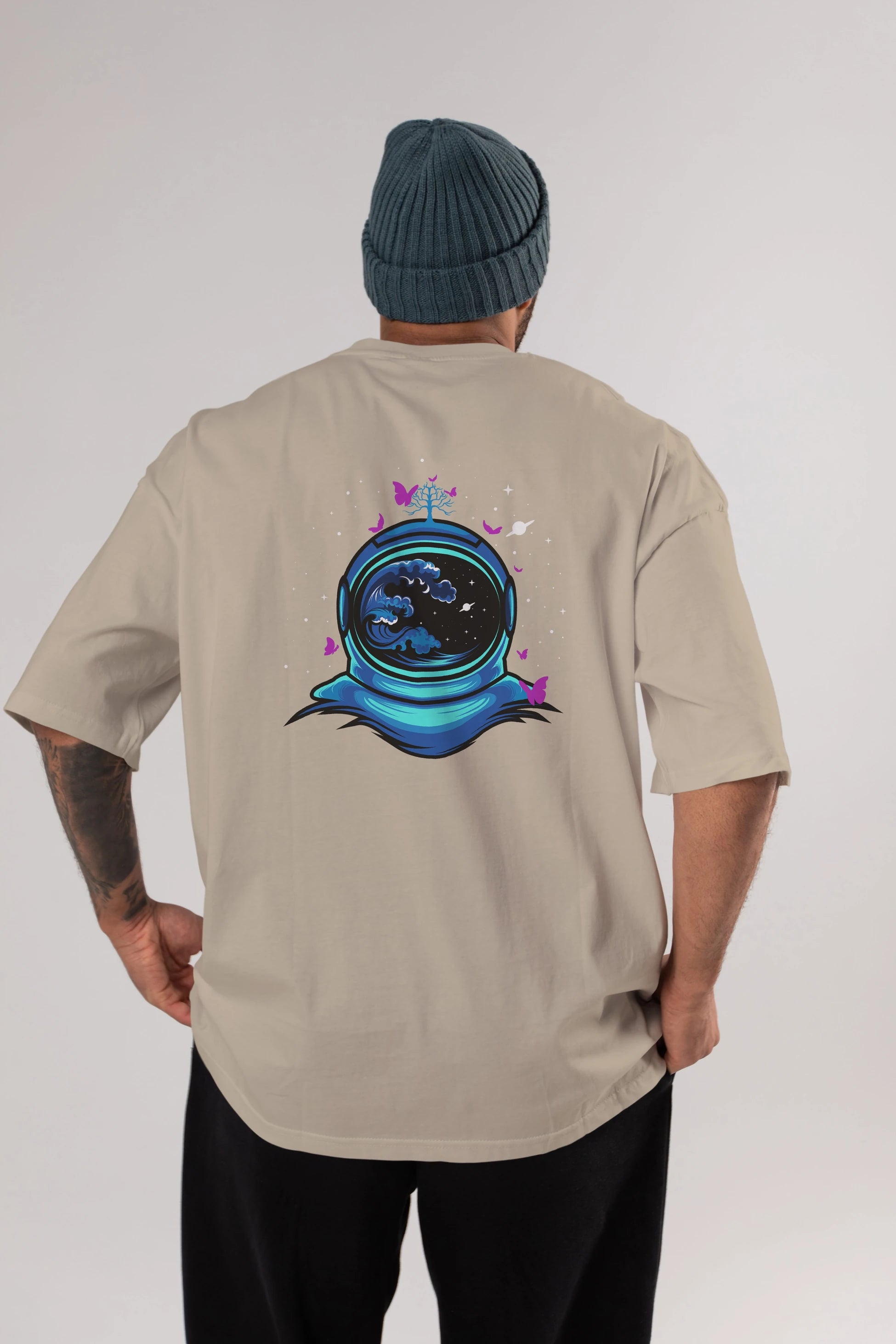 Astronaut and Butterfly Arka Baskılı Oversize t-shirt Erkek Kadın Unisex