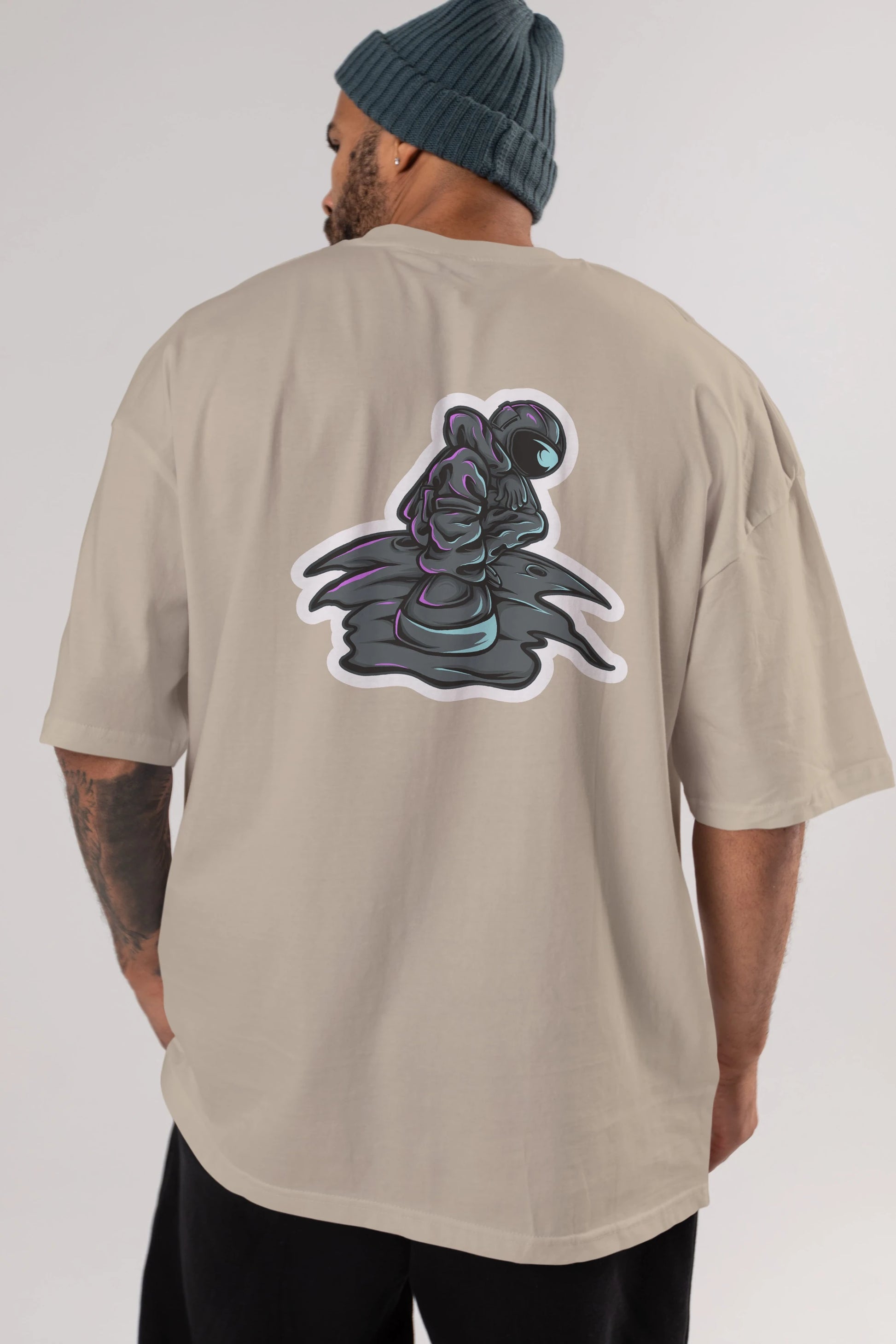 Stylish Astronaut Sticker Arka Baskılı Oversize t-shirt Erkek Kadın Unisex