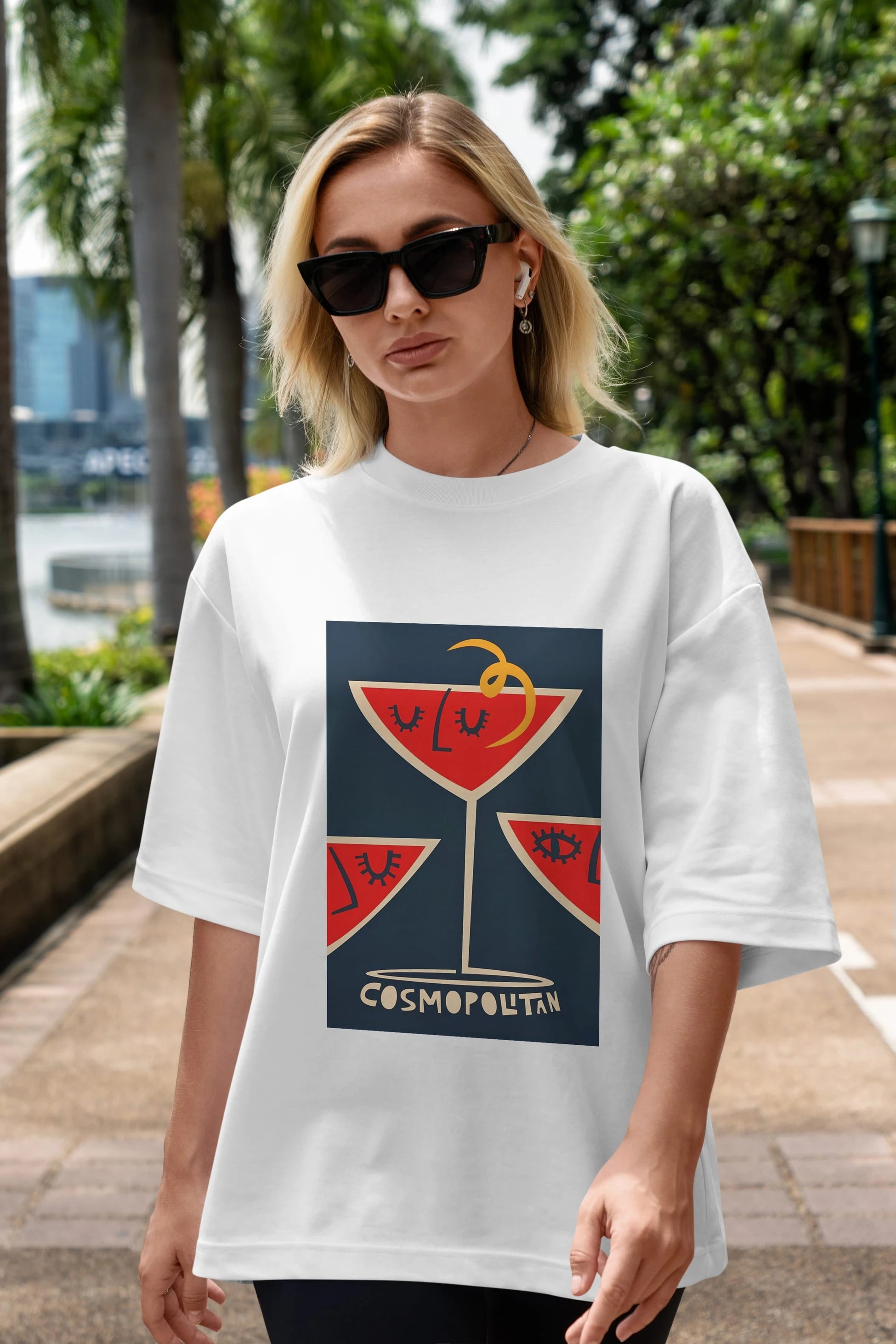 Cosmopolitan 4 Ön Baskılı Oversize t-shirt Erkek Kadın Unisex %100 Pamuk Bisiklet Yaka tişort