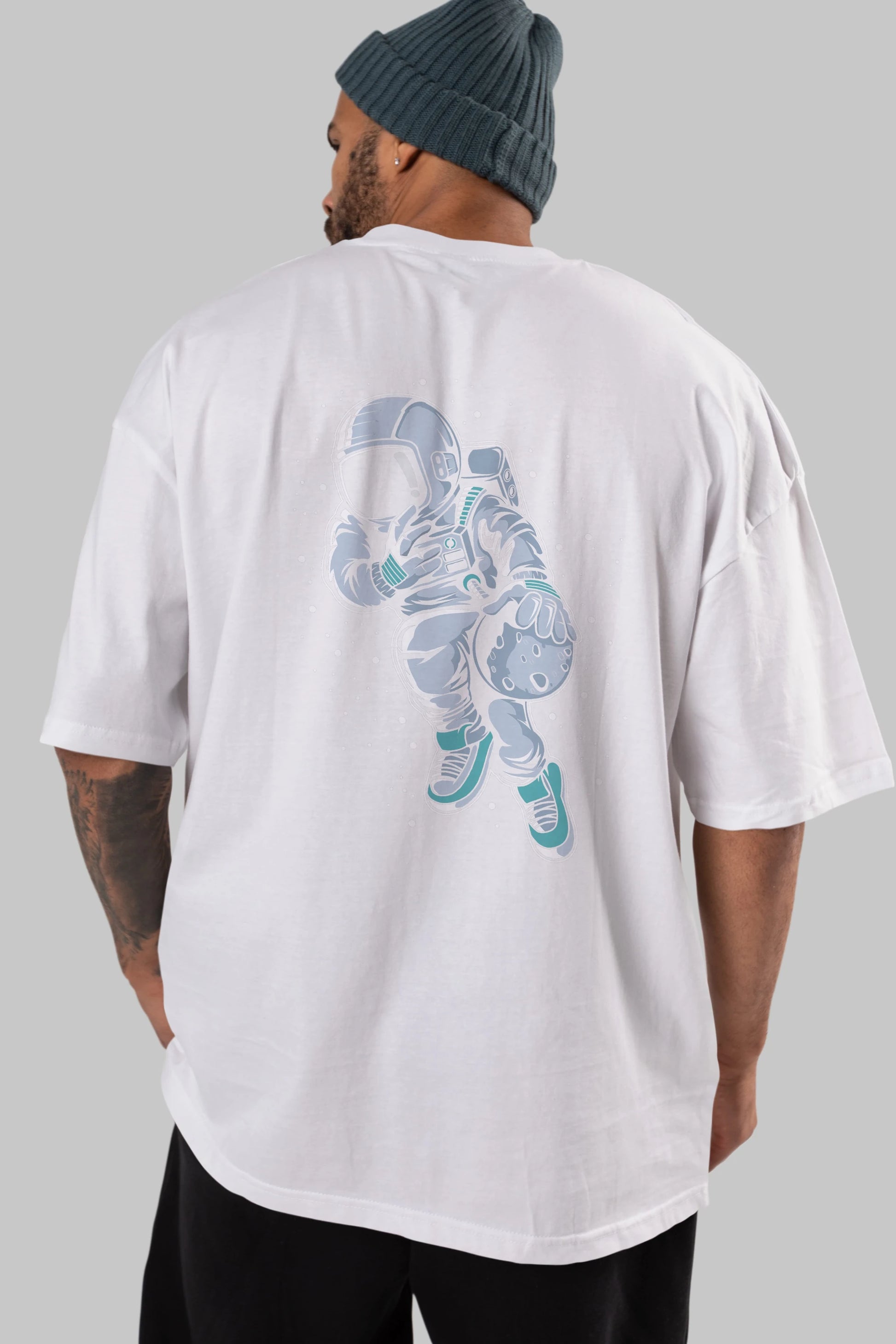 Astronaut Basketball (2) Arka Baskılı Oversize t-shirt Erkek Kadın Unisex