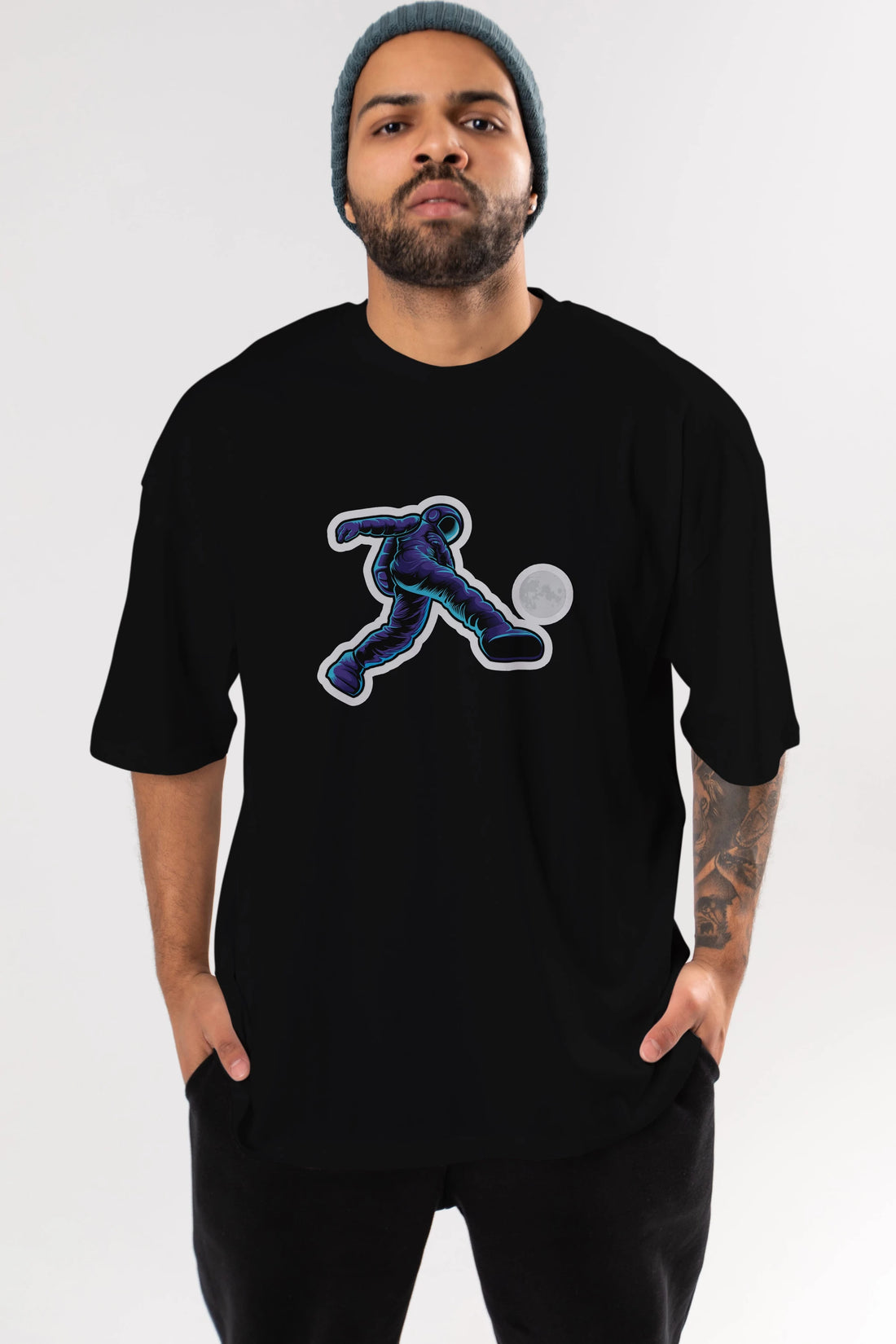 Astroball in Space Sticker Ön Baskılı Oversize t-shirt Erkek Kadın Unisex